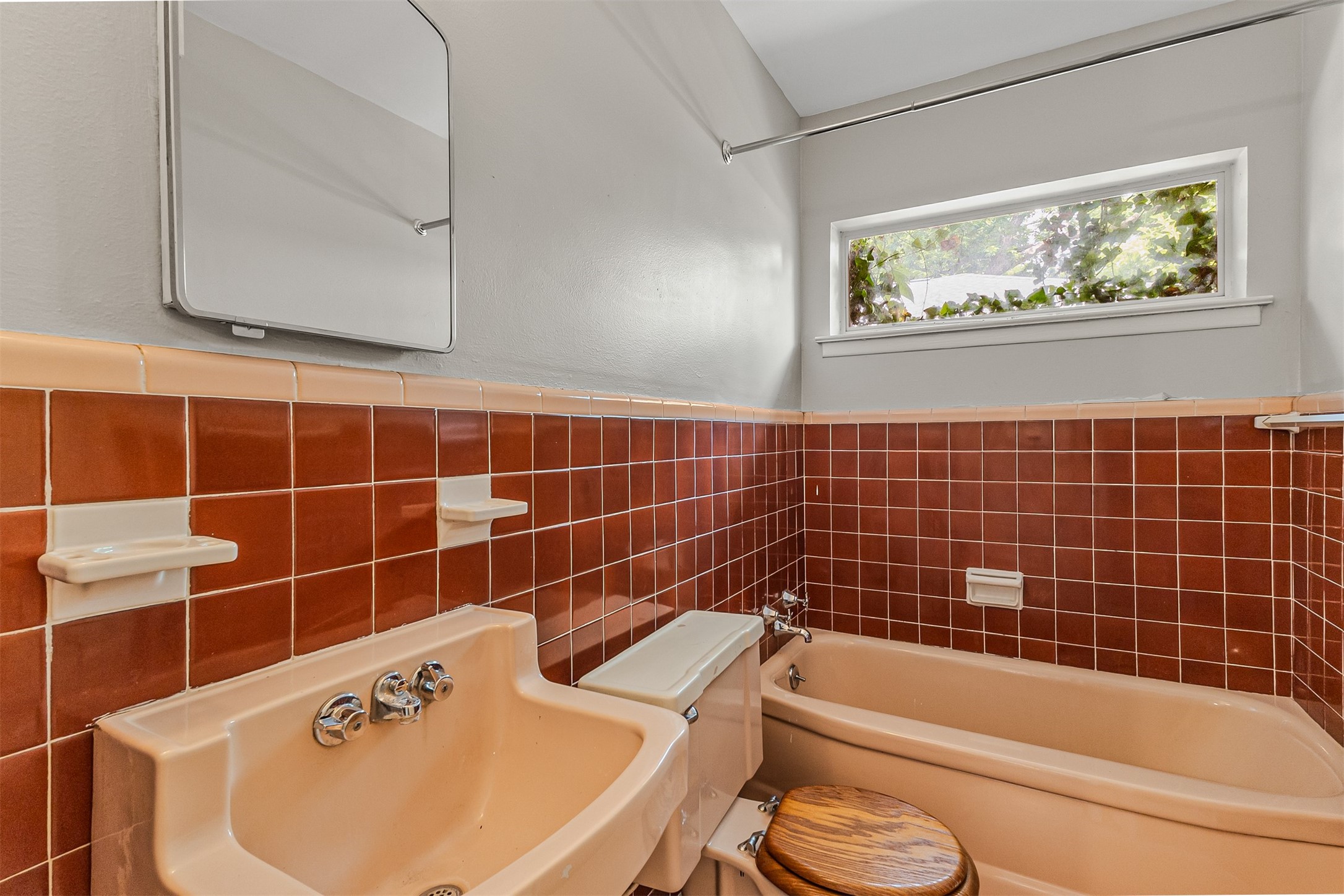 2224 Lakeland Drive Dallas TX 75228