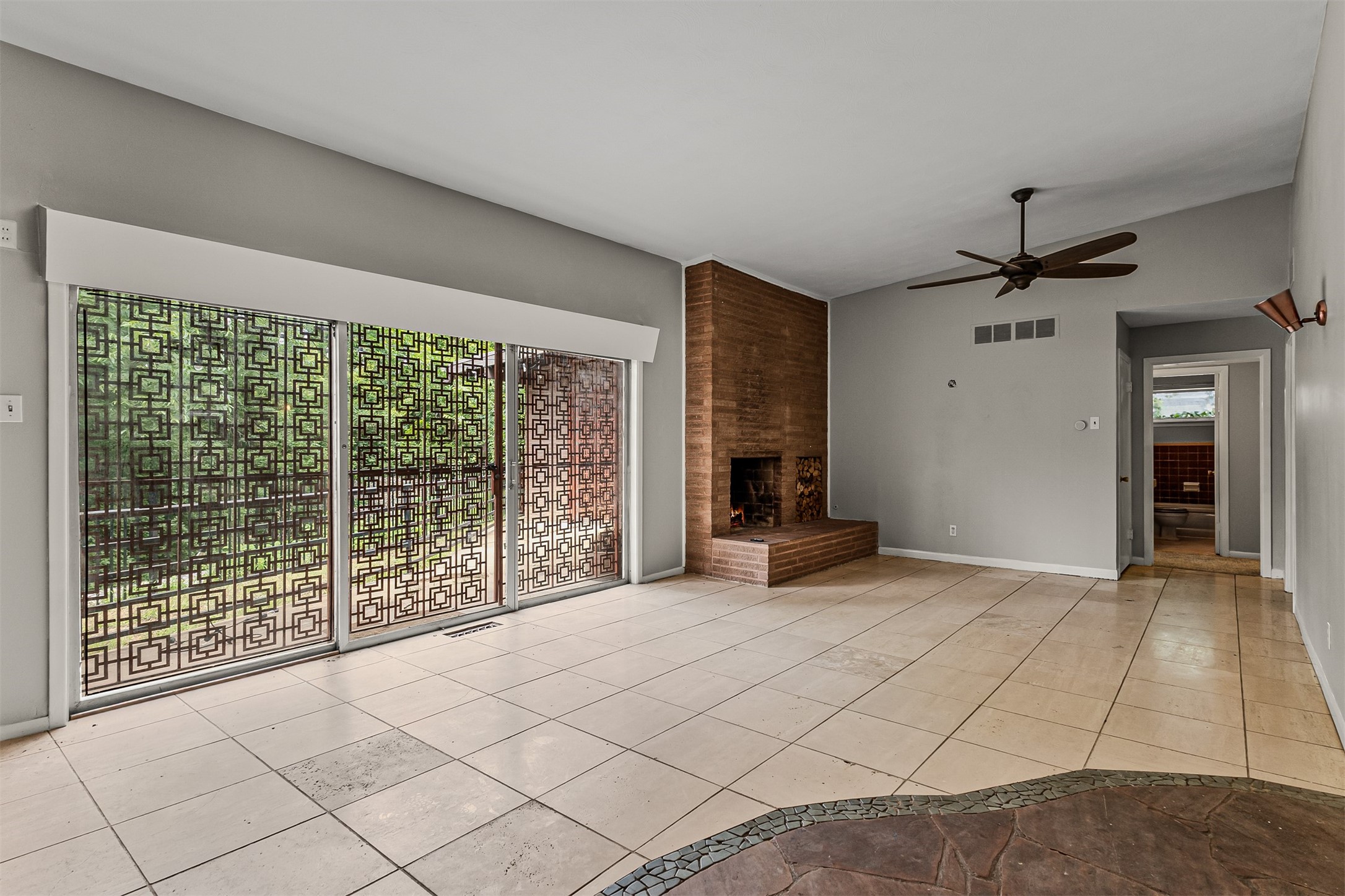 2224 Lakeland Drive Dallas TX 75228