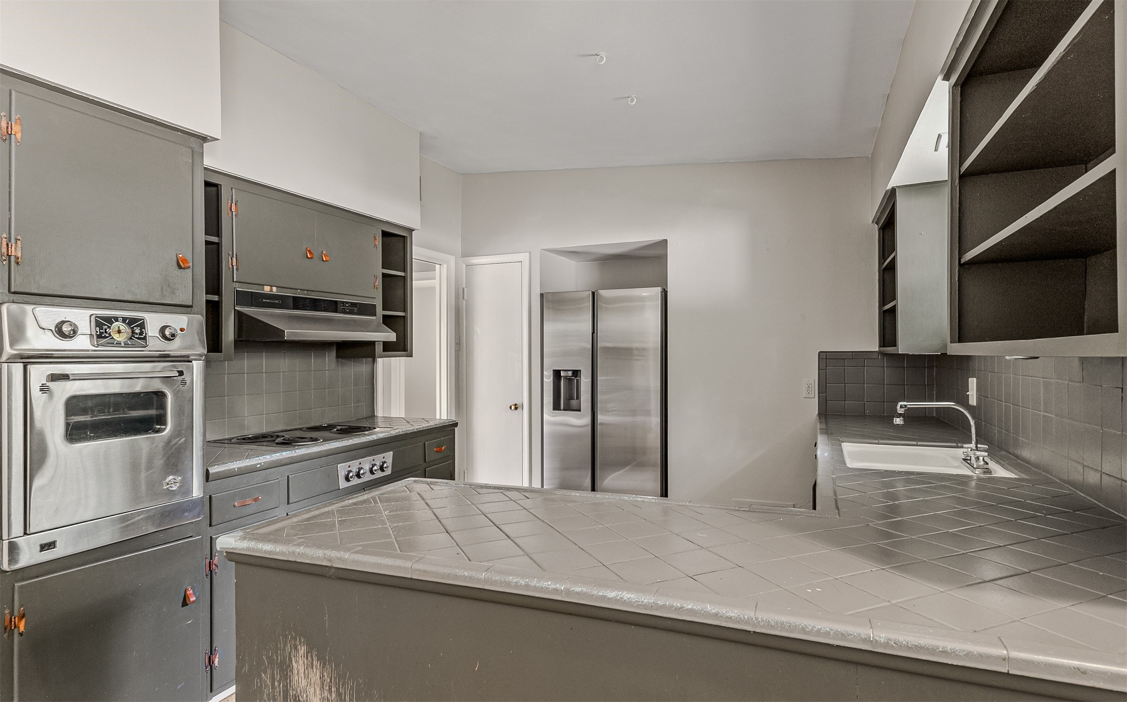 2224 Lakeland Drive Dallas TX 75228