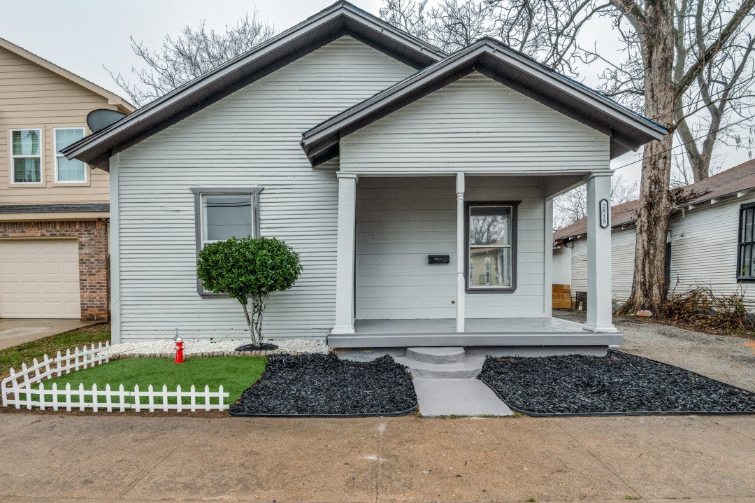 2815 Sutton Street Dallas TX 75210