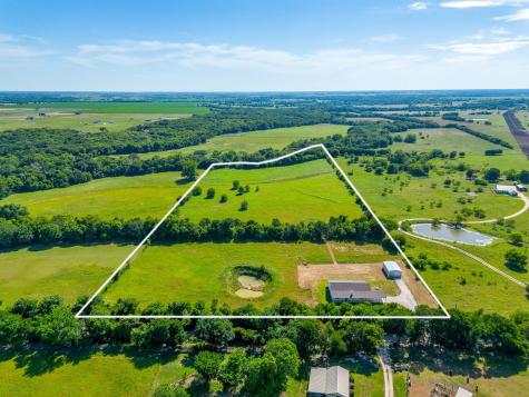 13901 County Road 102 Grandview TX 76050