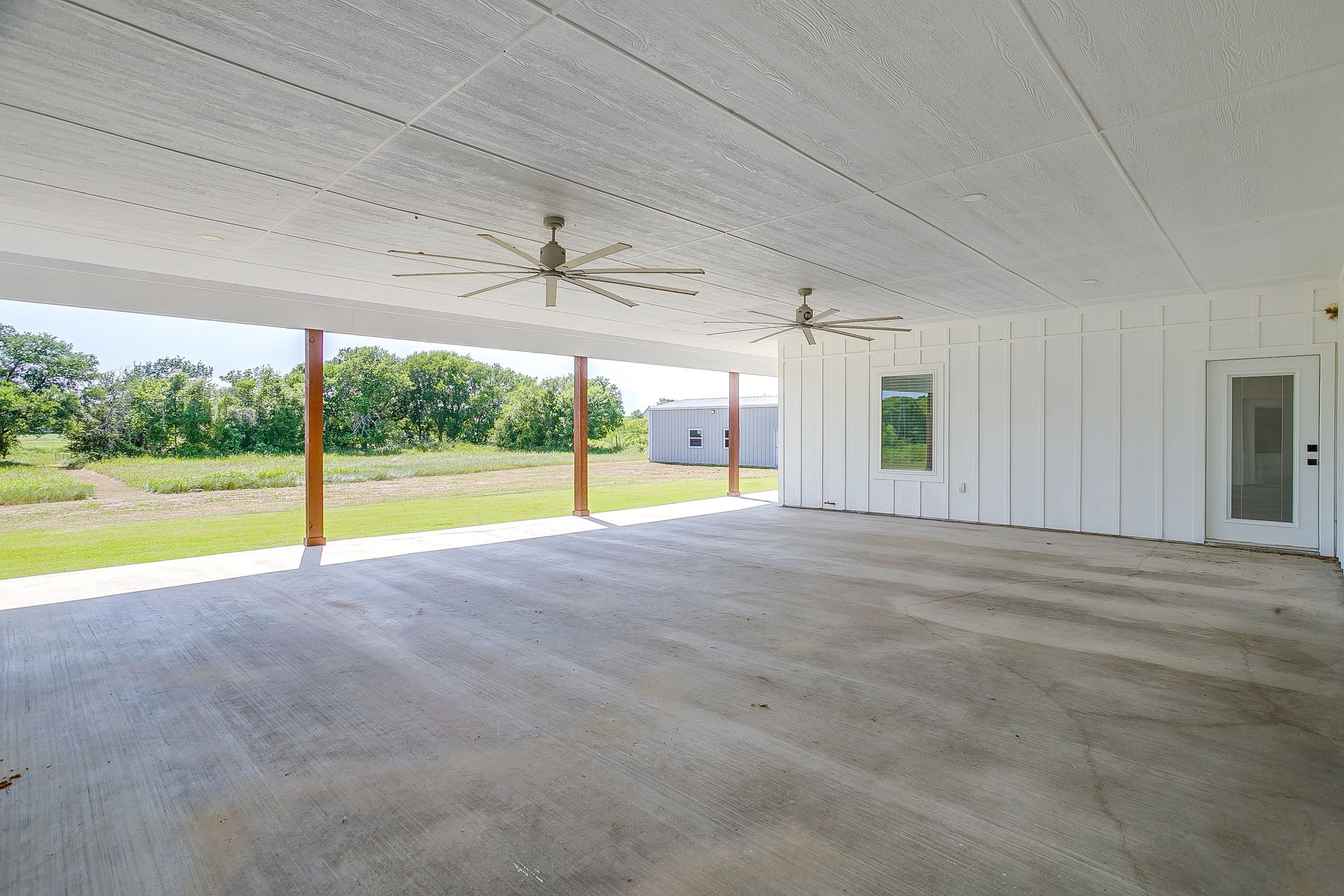 13901 County Road 102 Grandview TX 76050