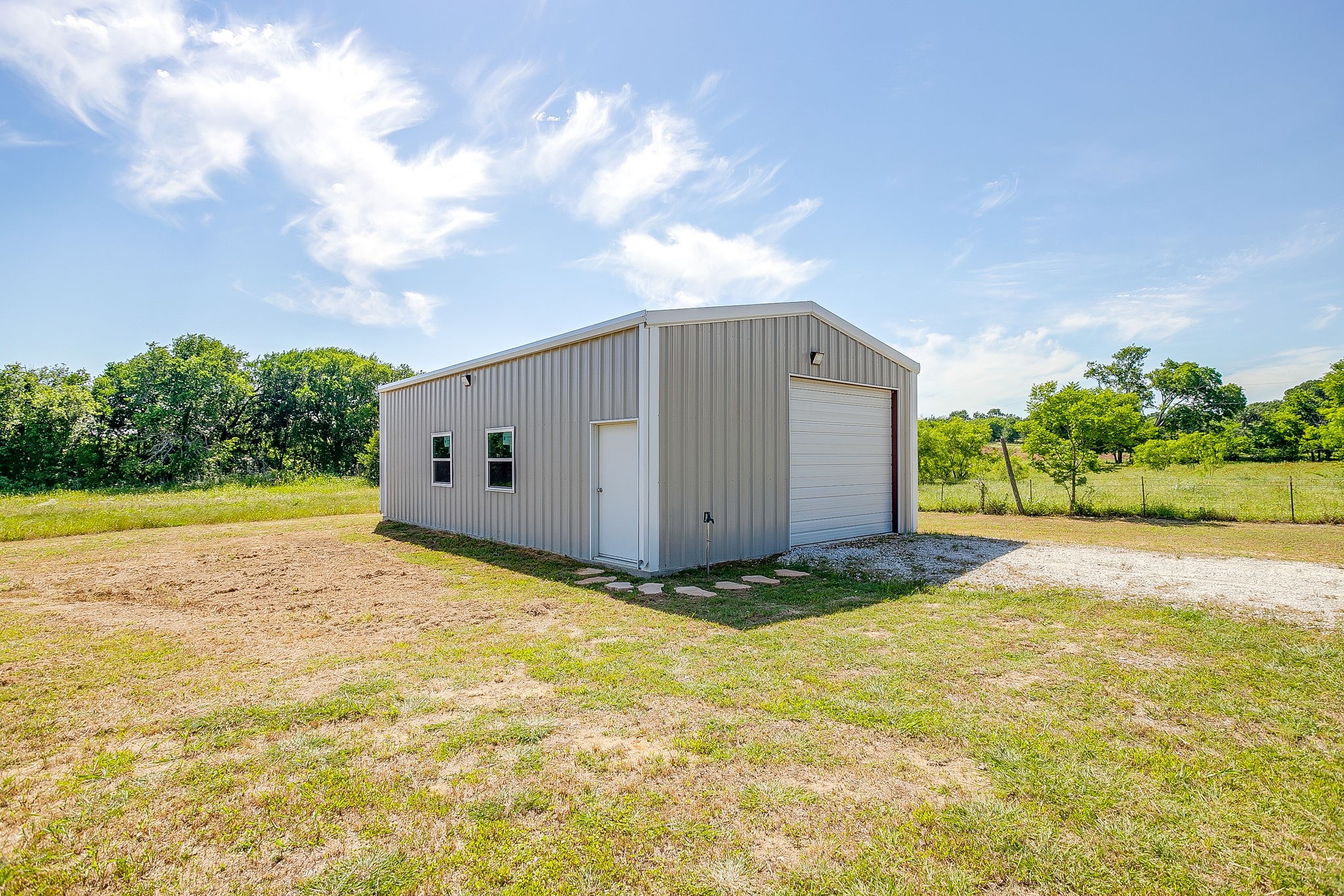 13901 County Road 102 Grandview TX 76050