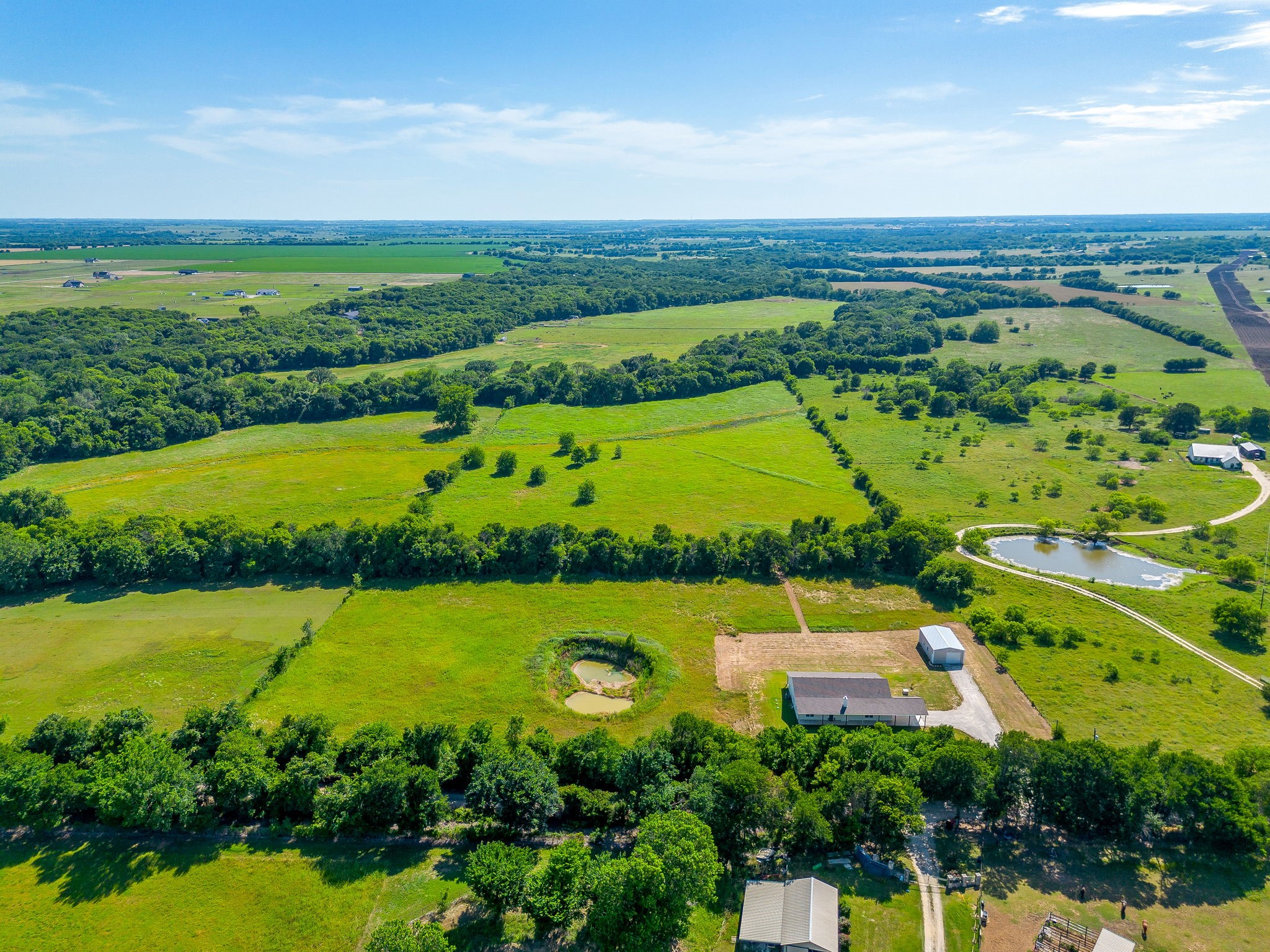 13901 County Road 102 Grandview TX 76050