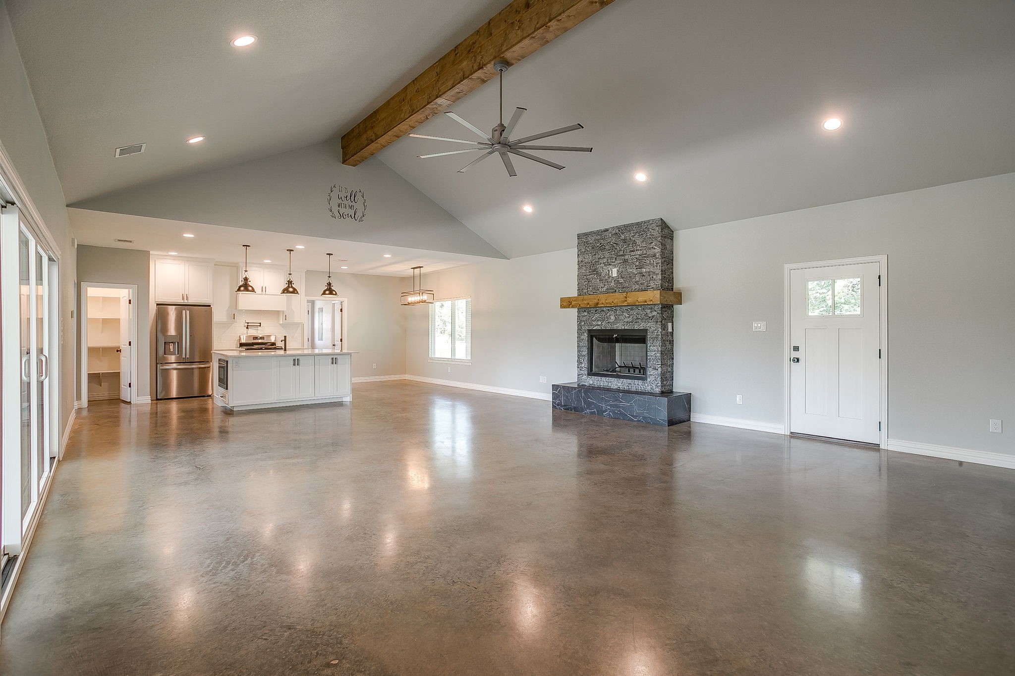 13901 County Road 102 Grandview TX 76050