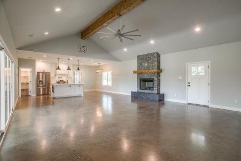 13901 County Road 102 Grandview TX 76050