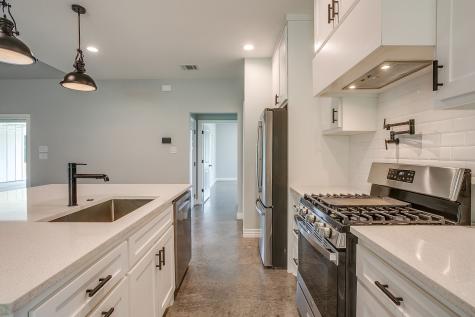 13901 County Road 102 Grandview TX 76050