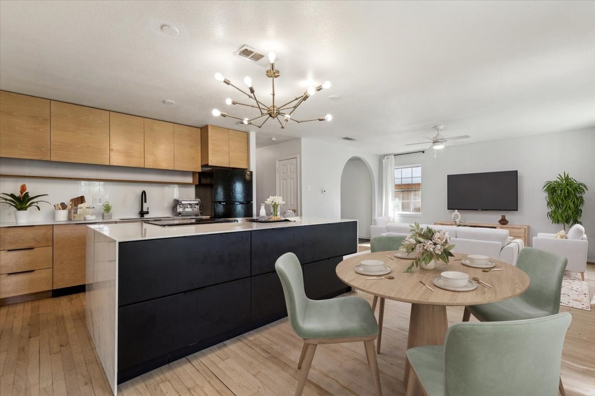 Dallas TX, 3843 Bernal Drive