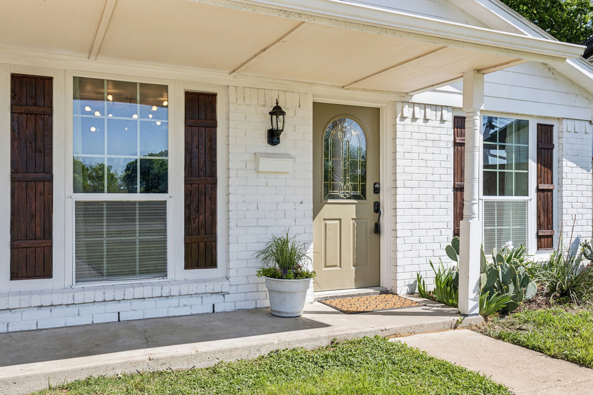 3843 Bernal Drive Dallas TX 75212