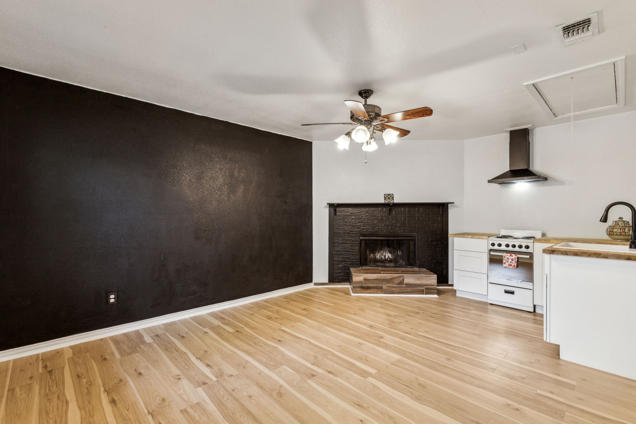 3843 Bernal Drive Dallas TX 75212