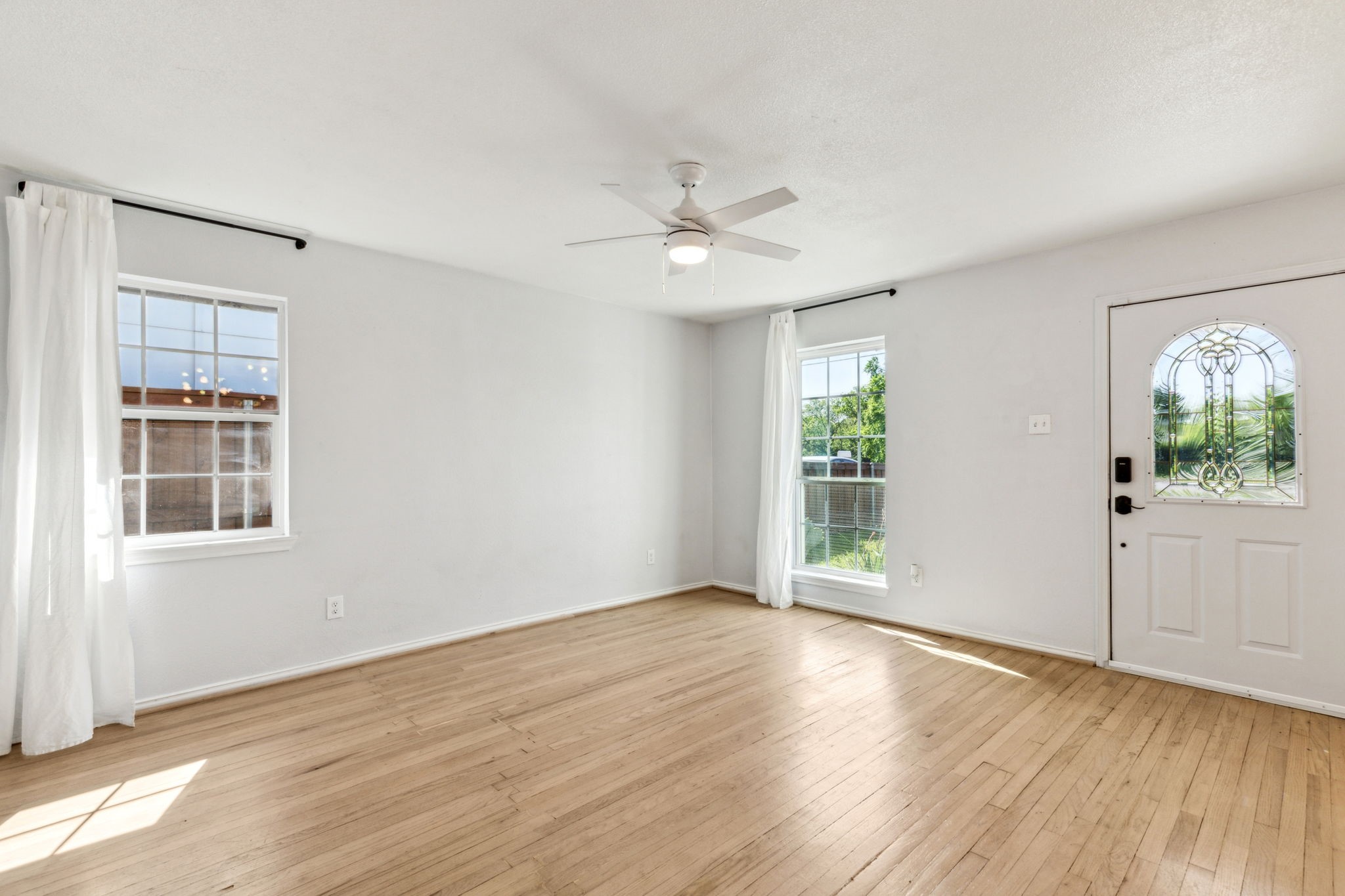 3843 Bernal Drive Dallas TX 75212