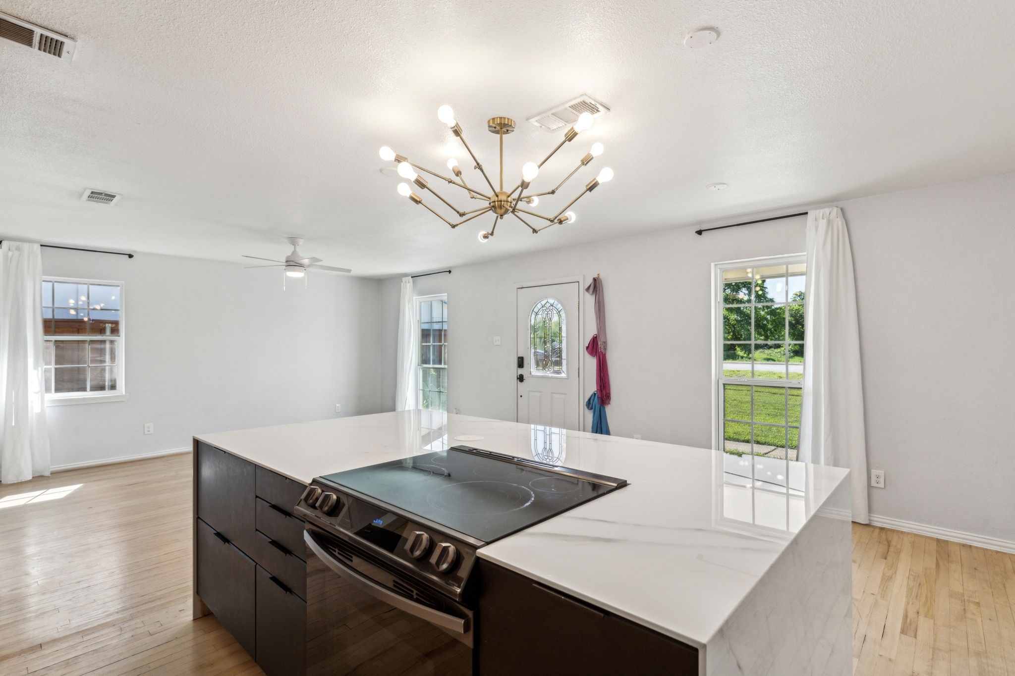 3843 Bernal Drive Dallas TX 75212