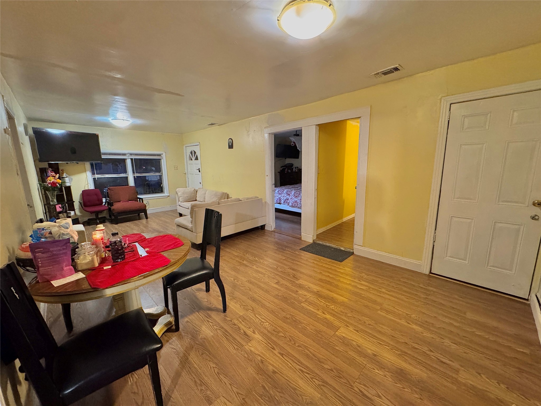 3232 Springview Avenue Dallas TX 75216