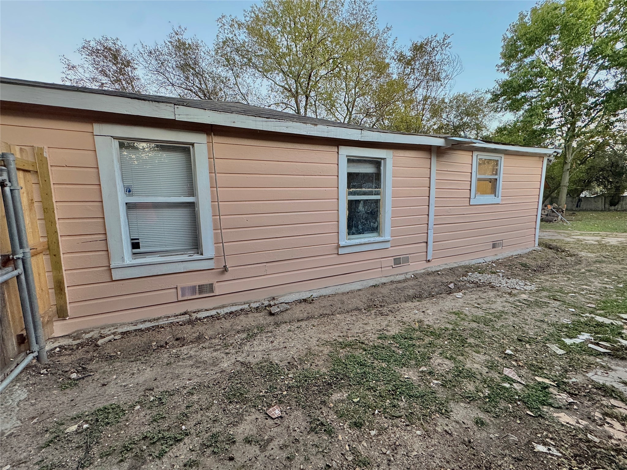 3232 Springview Avenue Dallas TX 75216