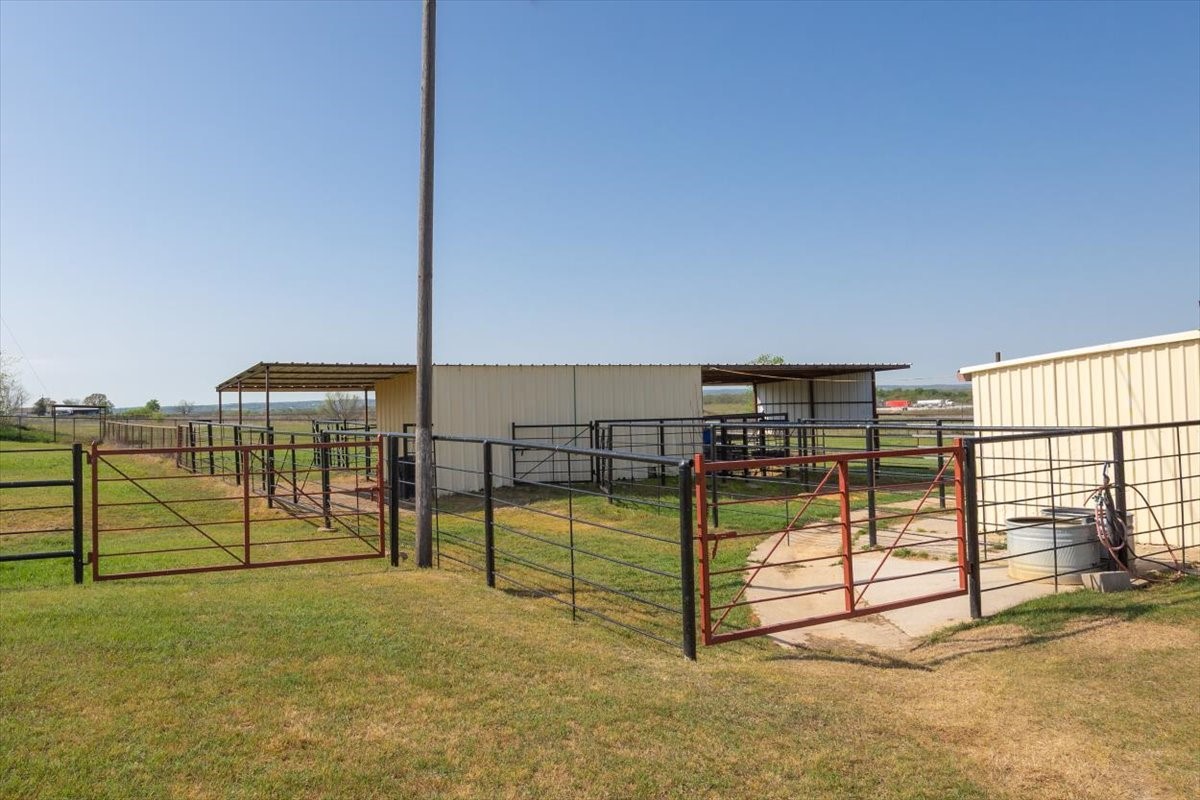 911 Mcvoid Road Springtown TX 76082