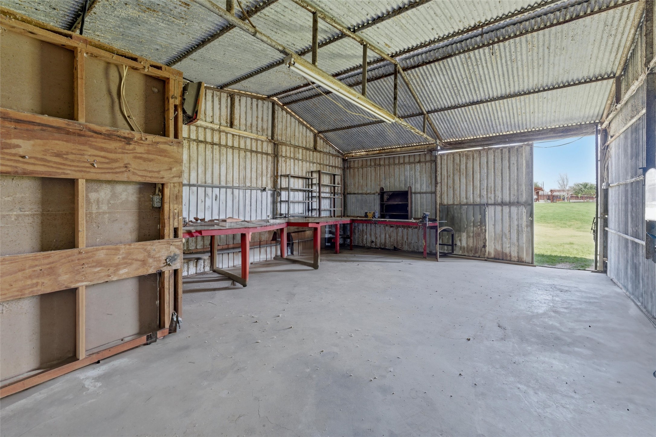 911 Mcvoid Road Springtown TX 76082