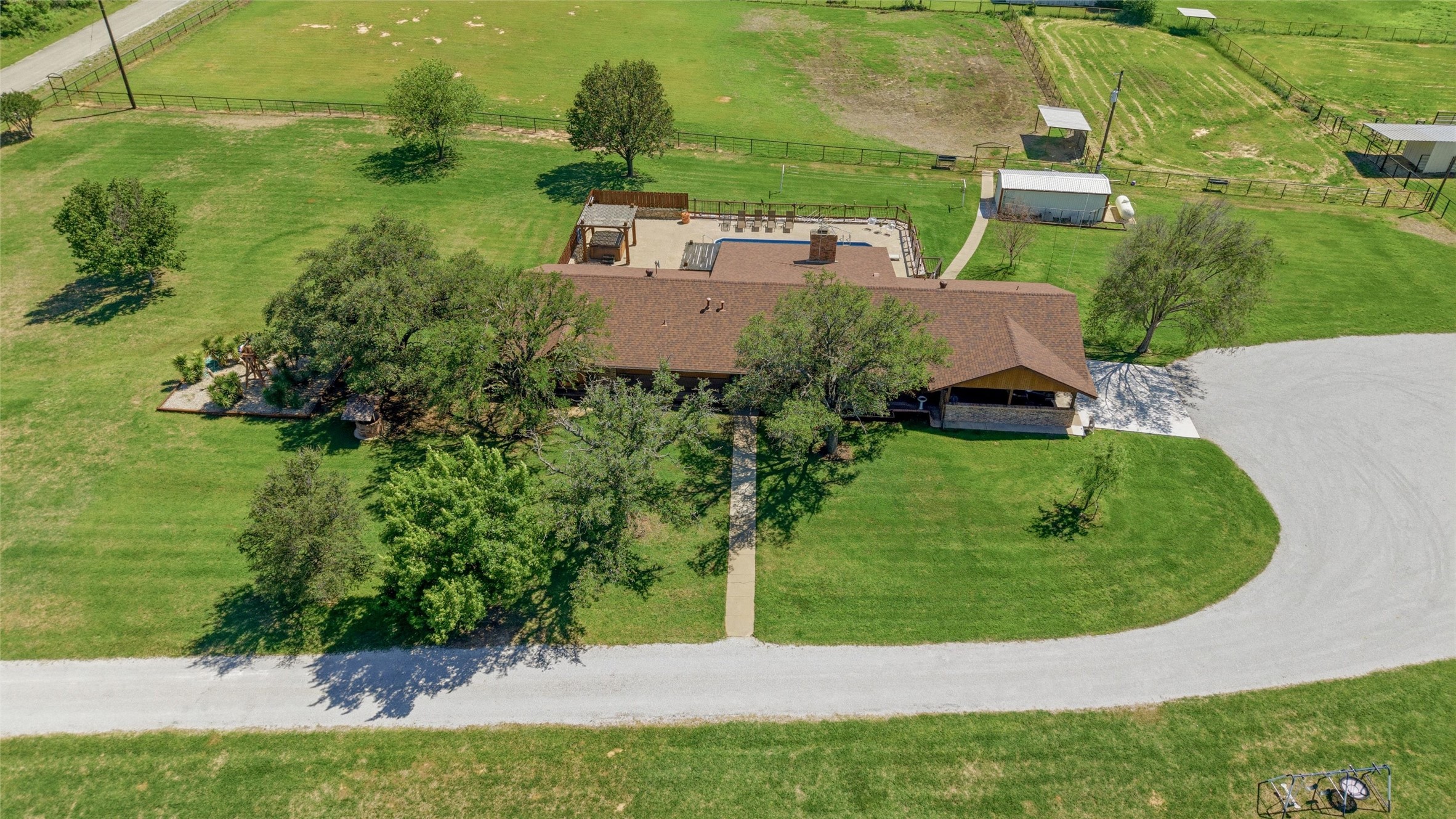 911 Mcvoid Road Springtown TX 76082