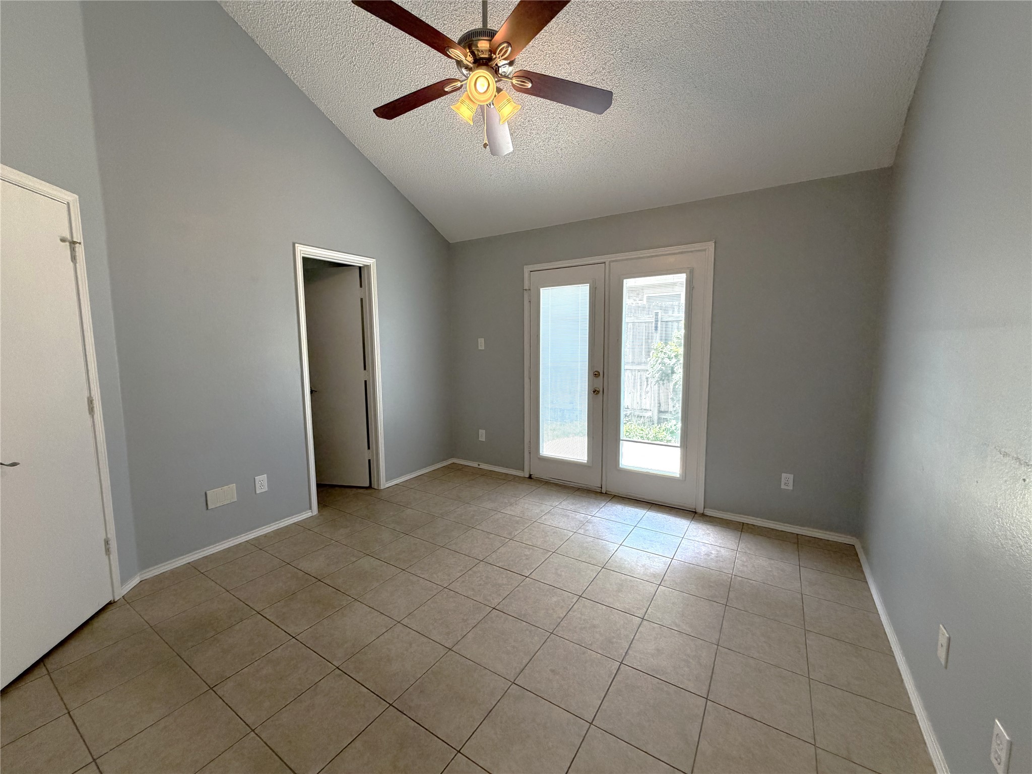 1415 Kynette Drive Euless TX 76040