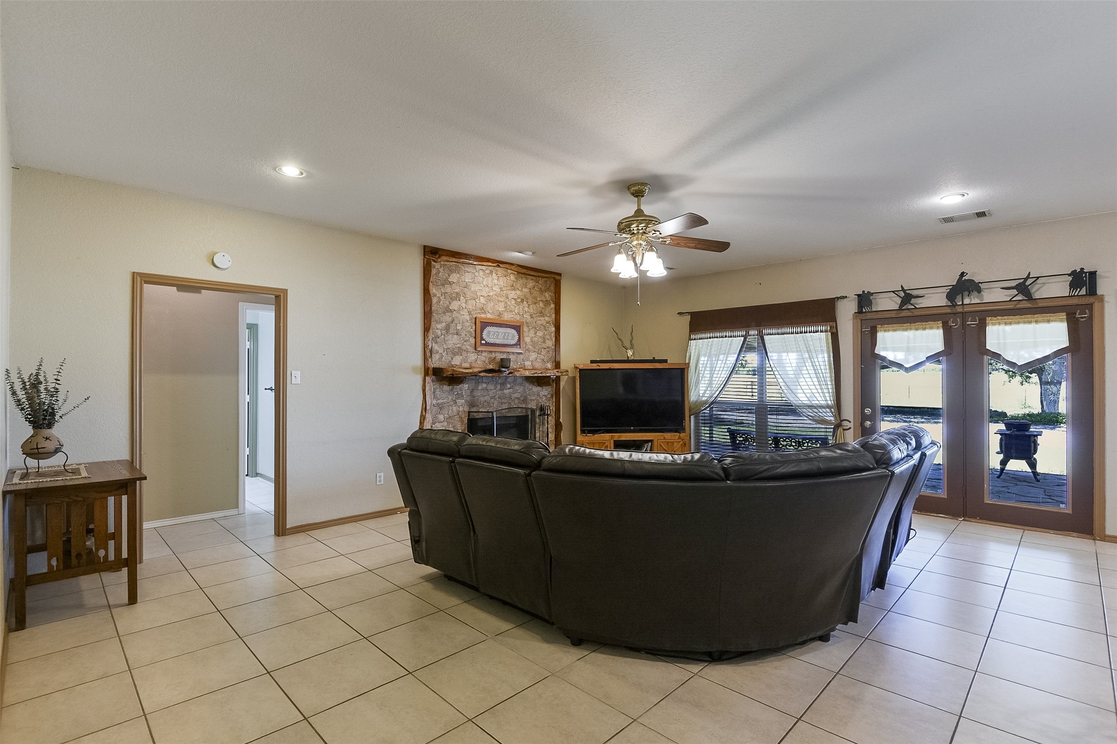 2403 Greathouse Road Waxahachie TX 75167
