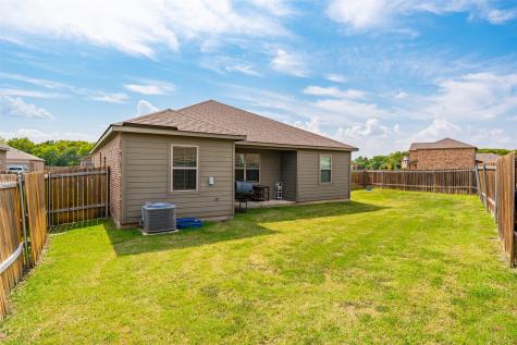 1432 Park Trails Boulevard Princeton TX 75407