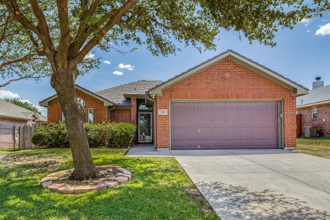 109 Palm Street Crowley TX 76036