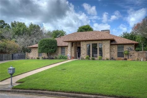 803 River Oaks Drive Greenville TX 75402