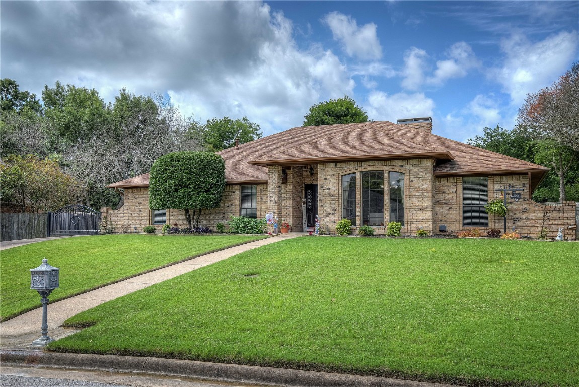 803 River Oaks Drive Greenville TX 75402