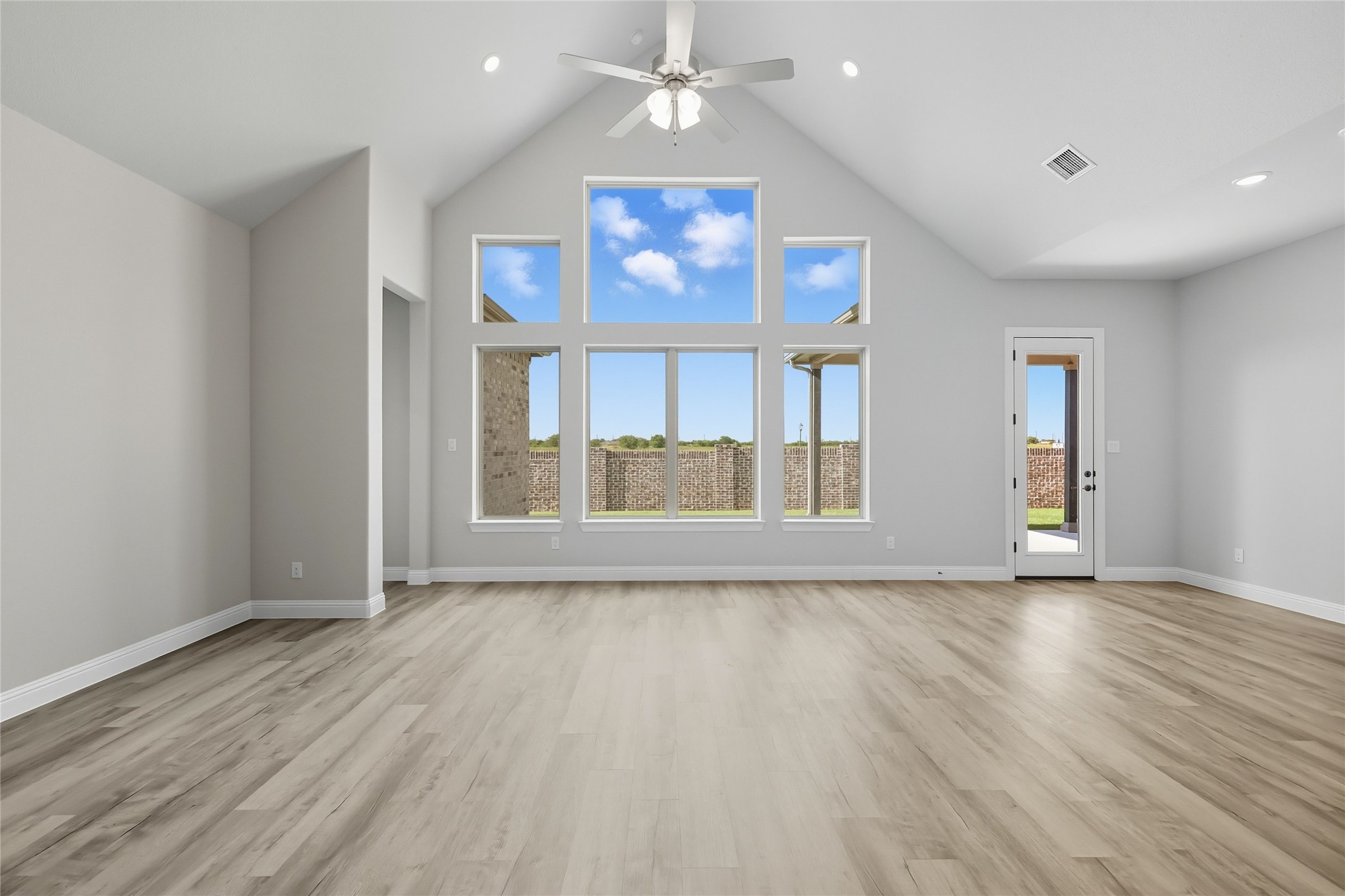 544 Pebble Drive Waxahachie TX 75167
