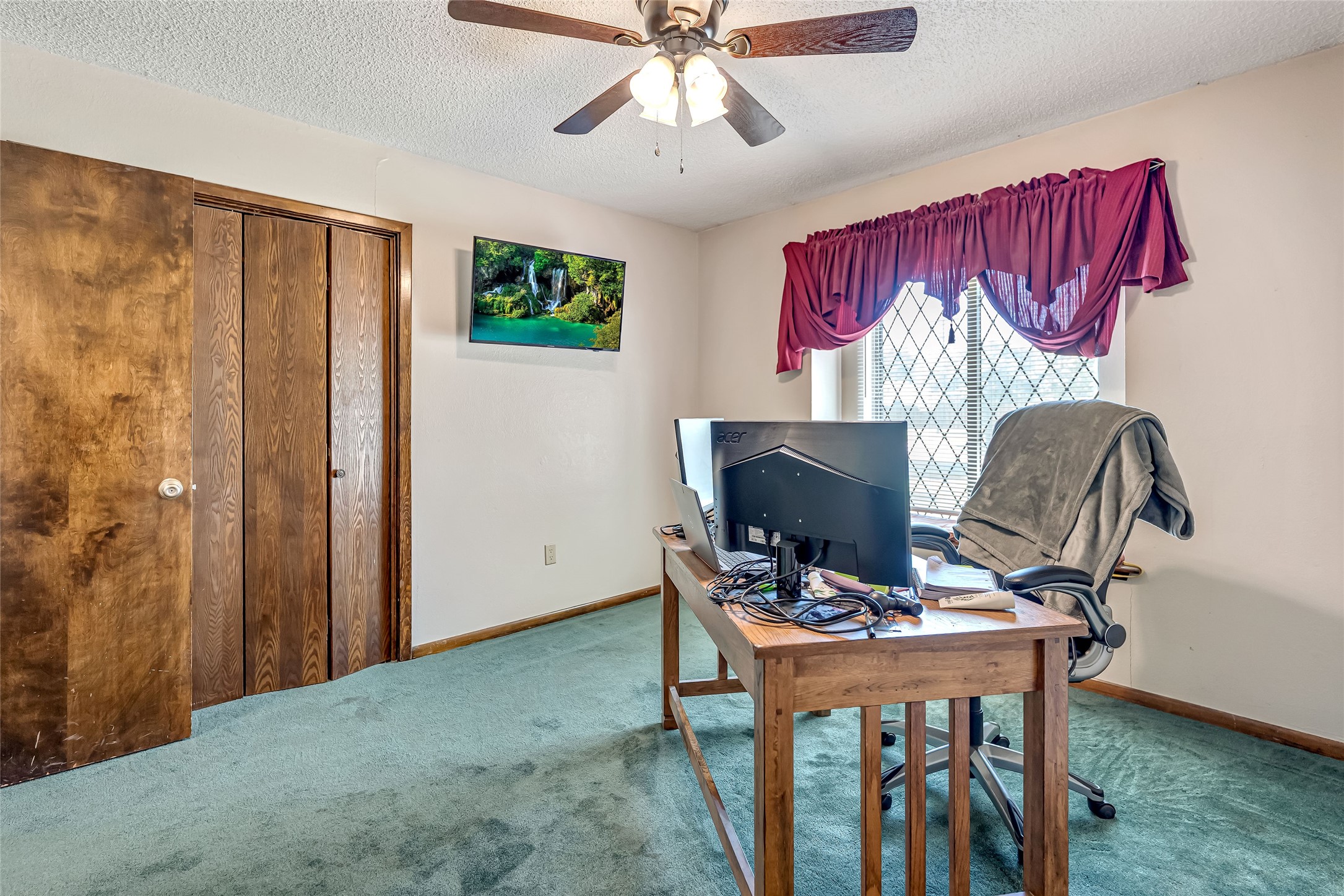 2015 Edgewood Drive Bridgeport TX 76426