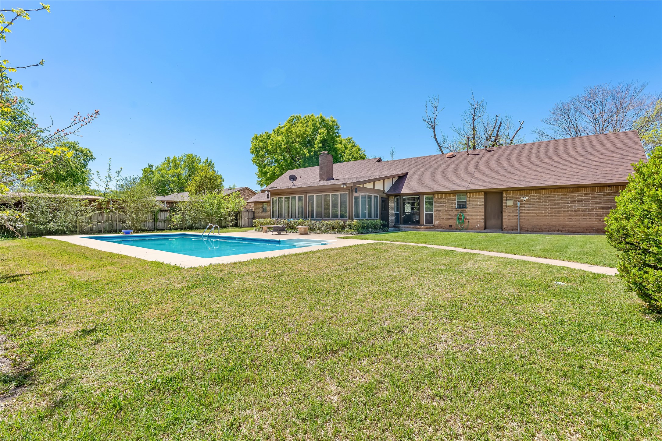 2015 Edgewood Drive Bridgeport TX 76426