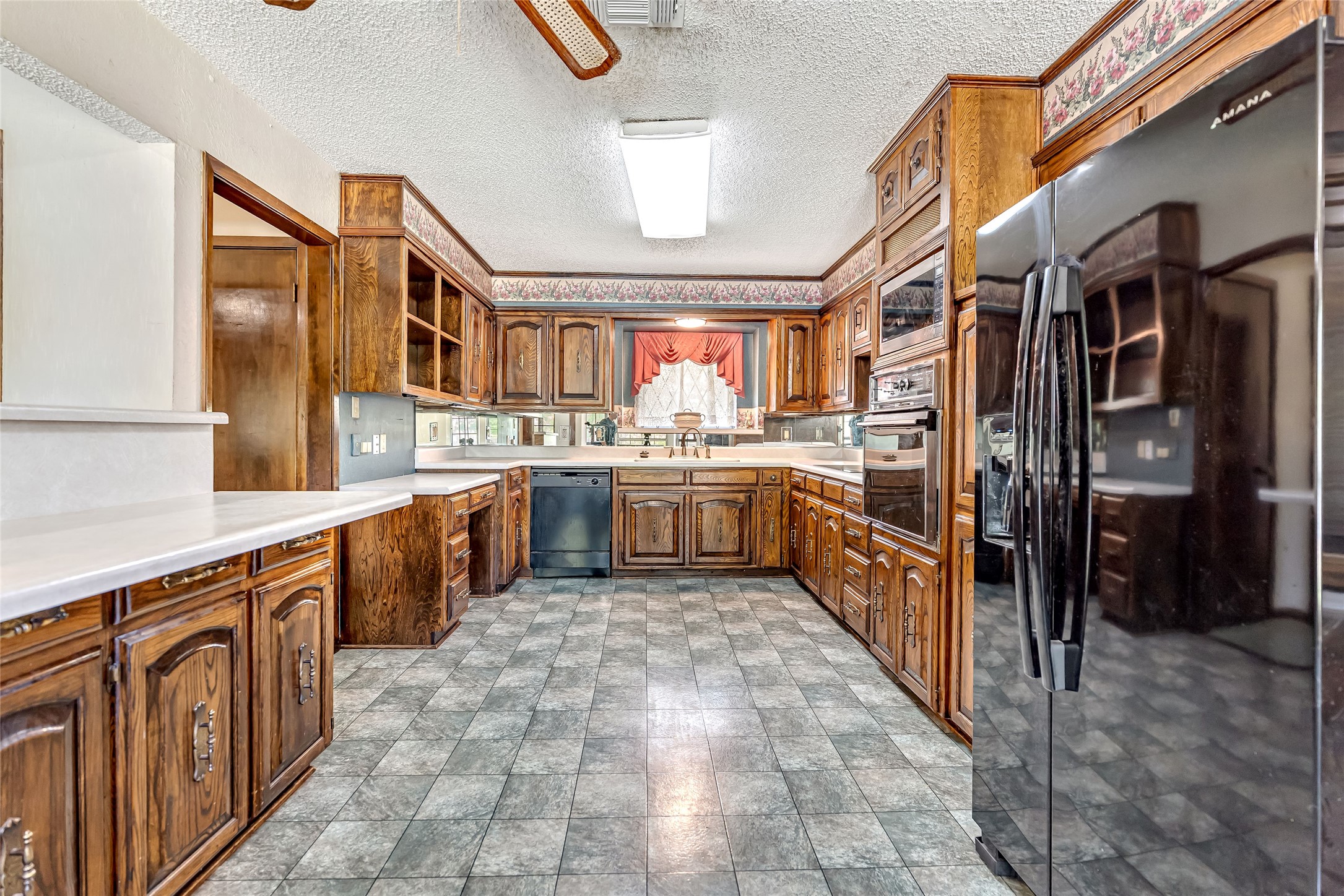 2015 Edgewood Drive Bridgeport TX 76426