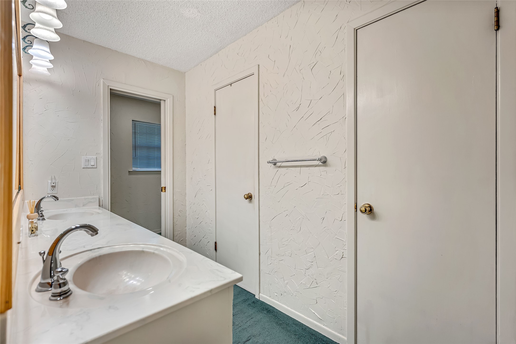 2015 Edgewood Drive Bridgeport TX 76426