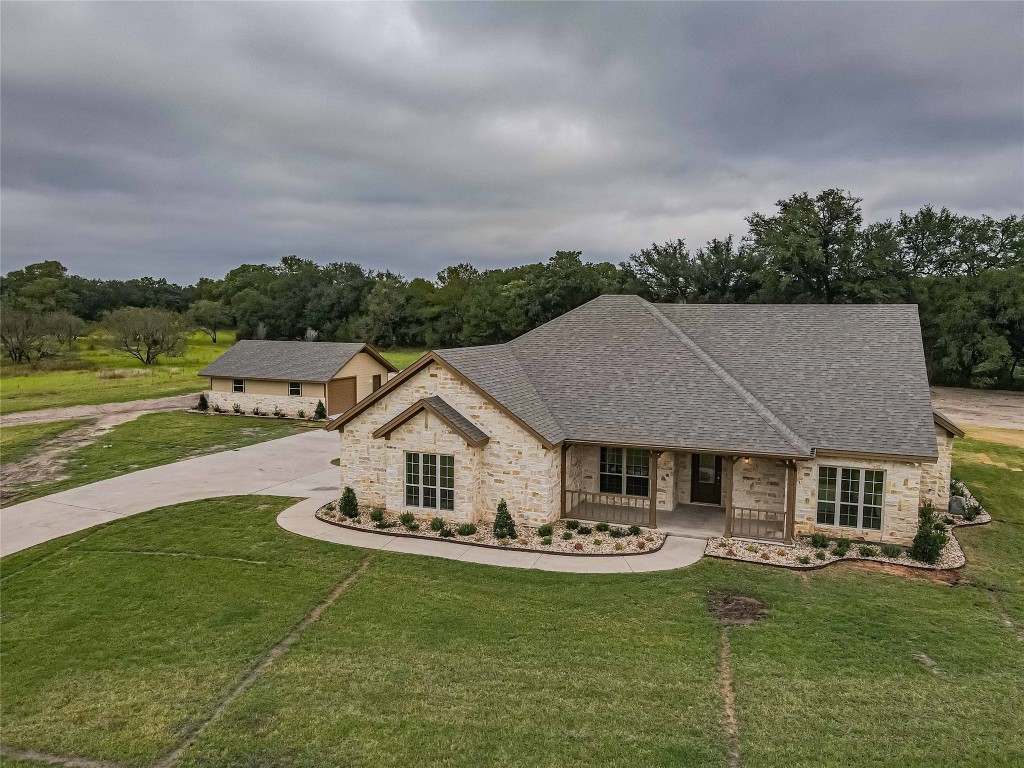 1133 Waters Edge Lane Glen Rose TX 76043