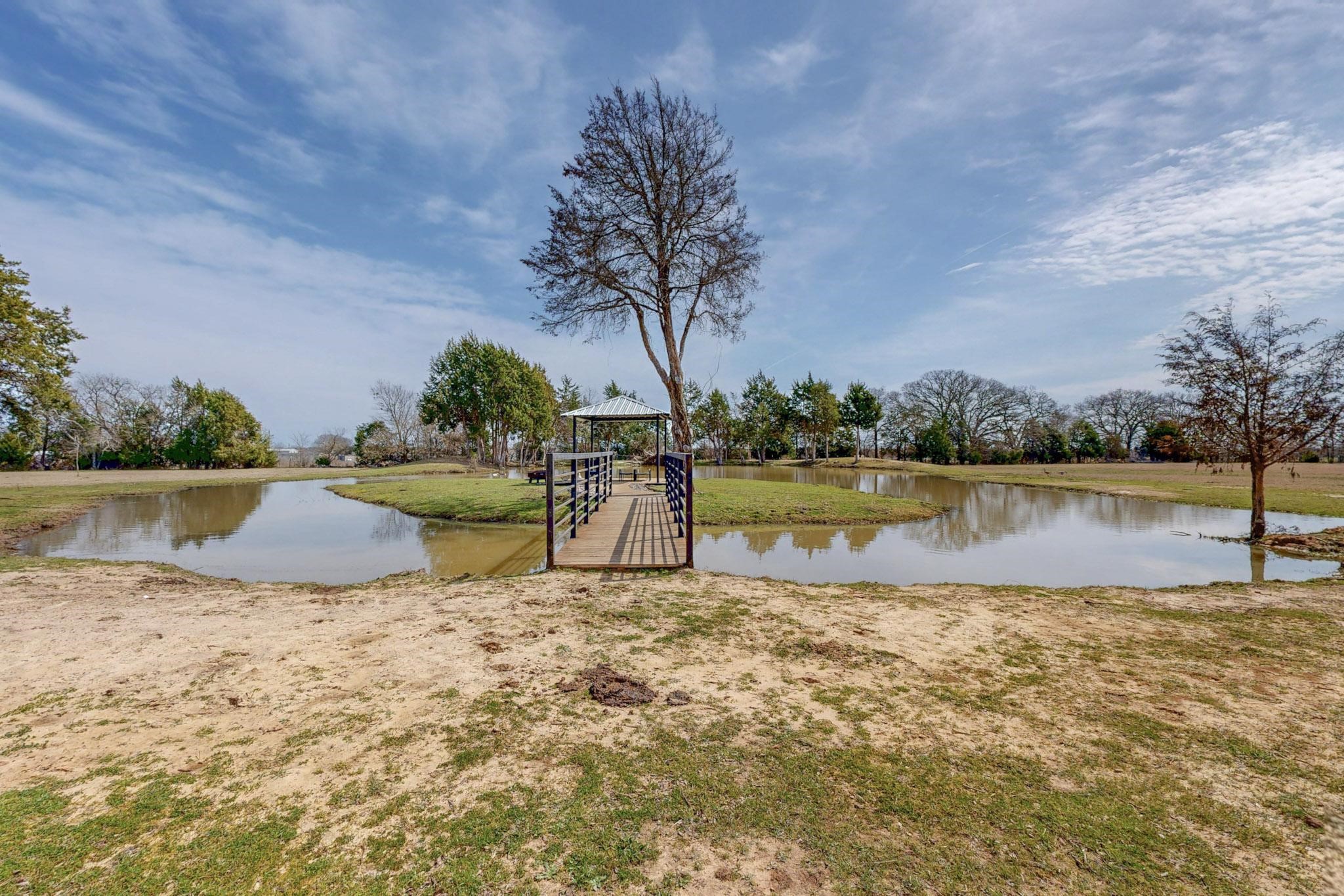 17073 Fm 2613 Kemp TX 75143