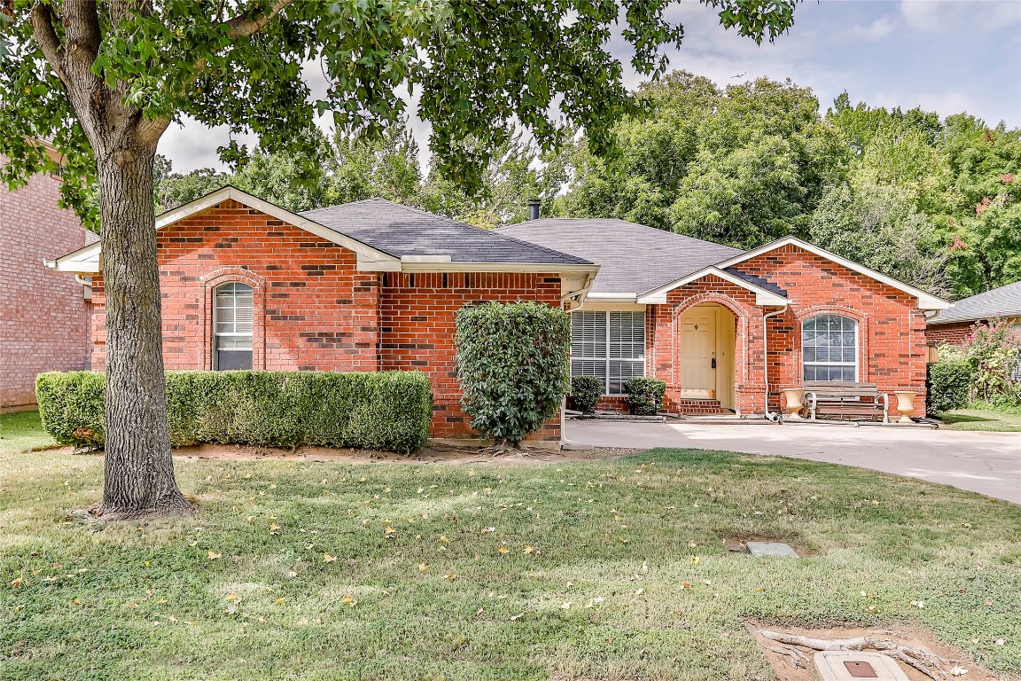 1936 Hobart Lane Lewisville TX 75067