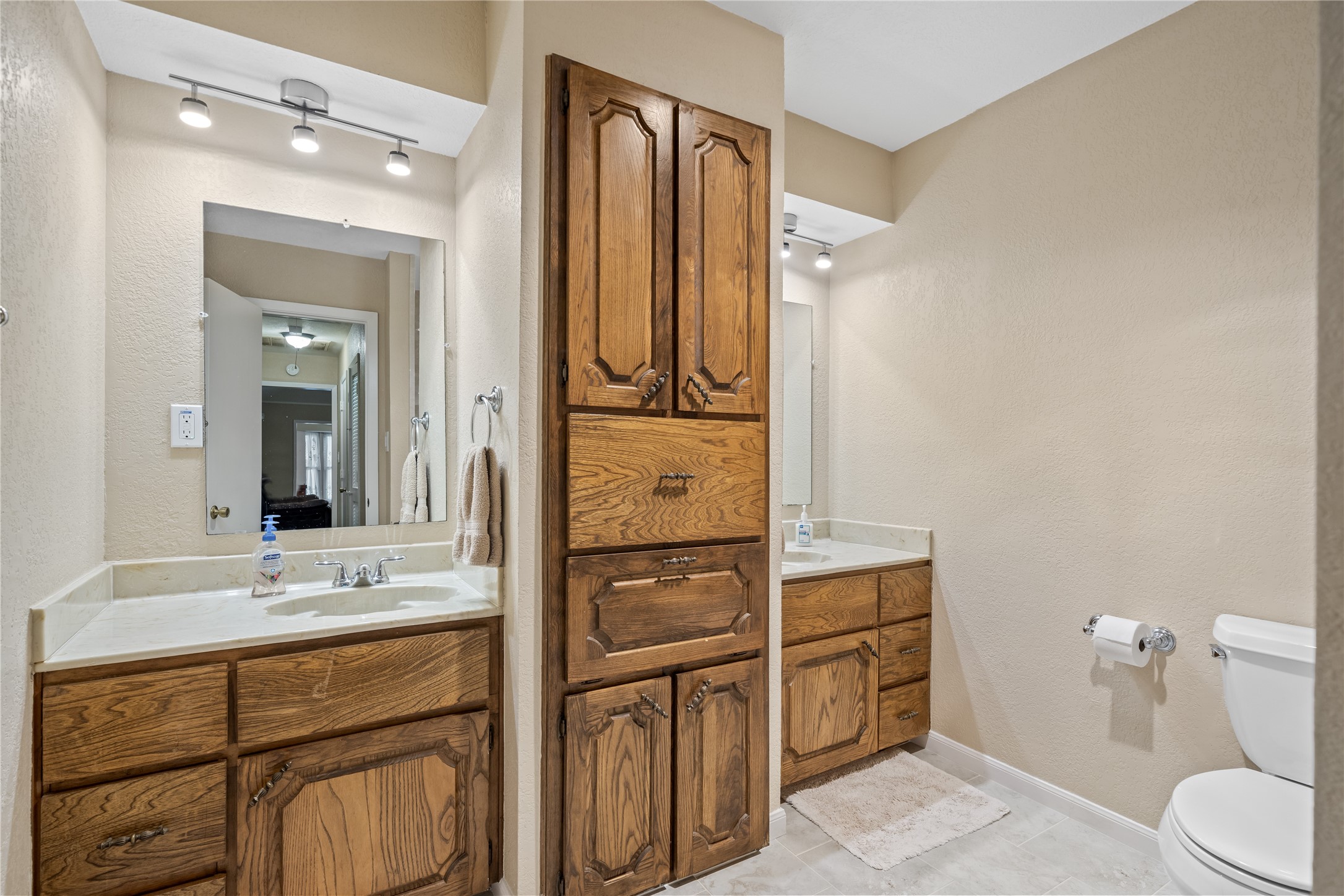 8086 County Road 272 Terrell TX 75160