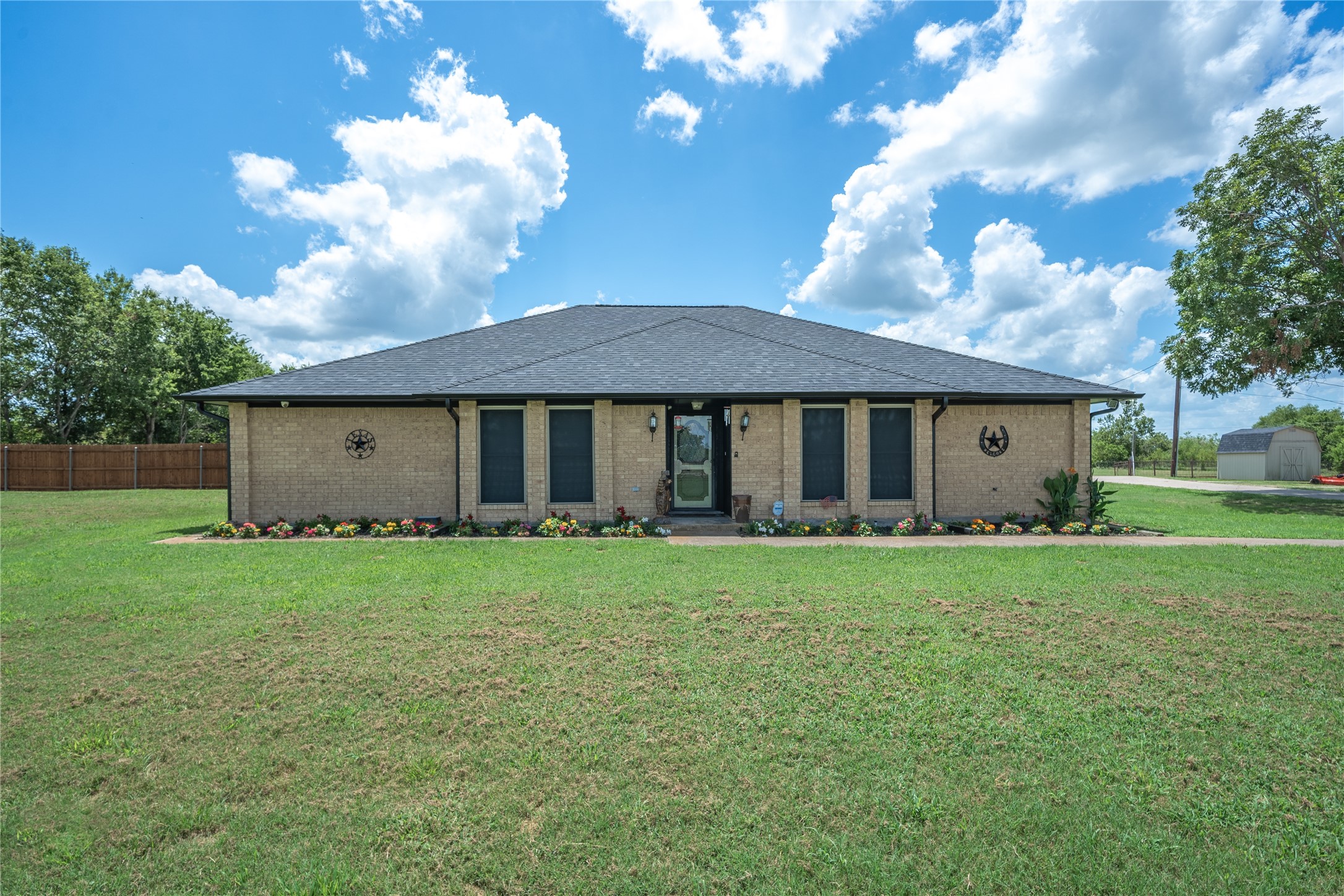 8086 County Road 272 Terrell TX 75160