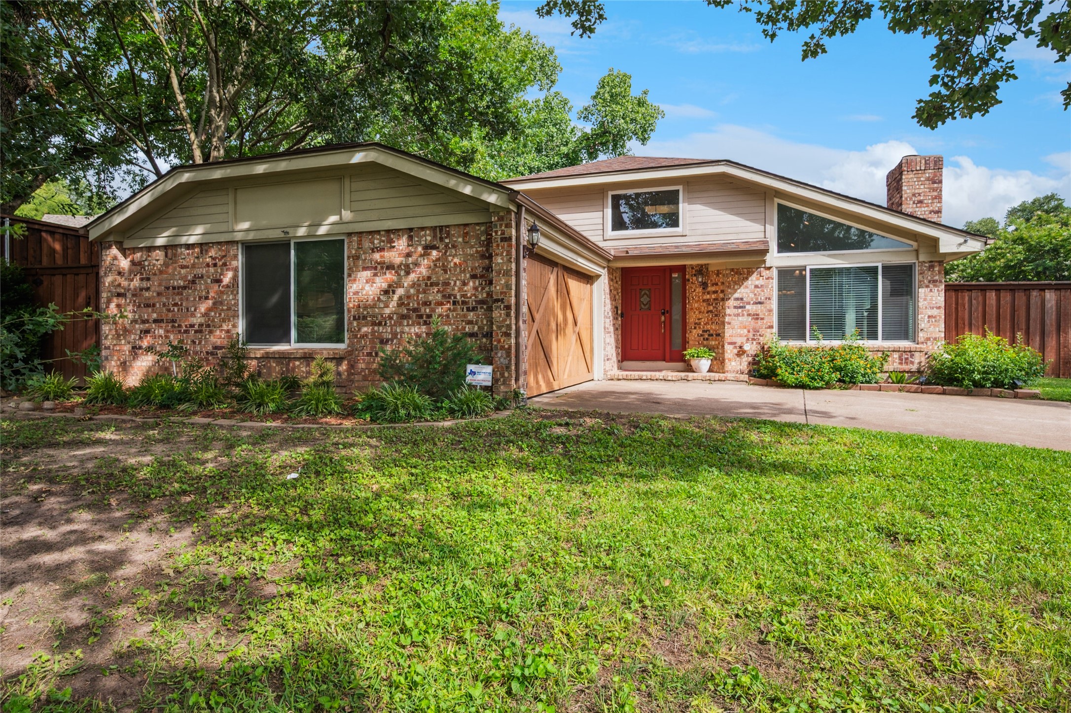 2726 Winding Hollow Lane Arlington TX 76006