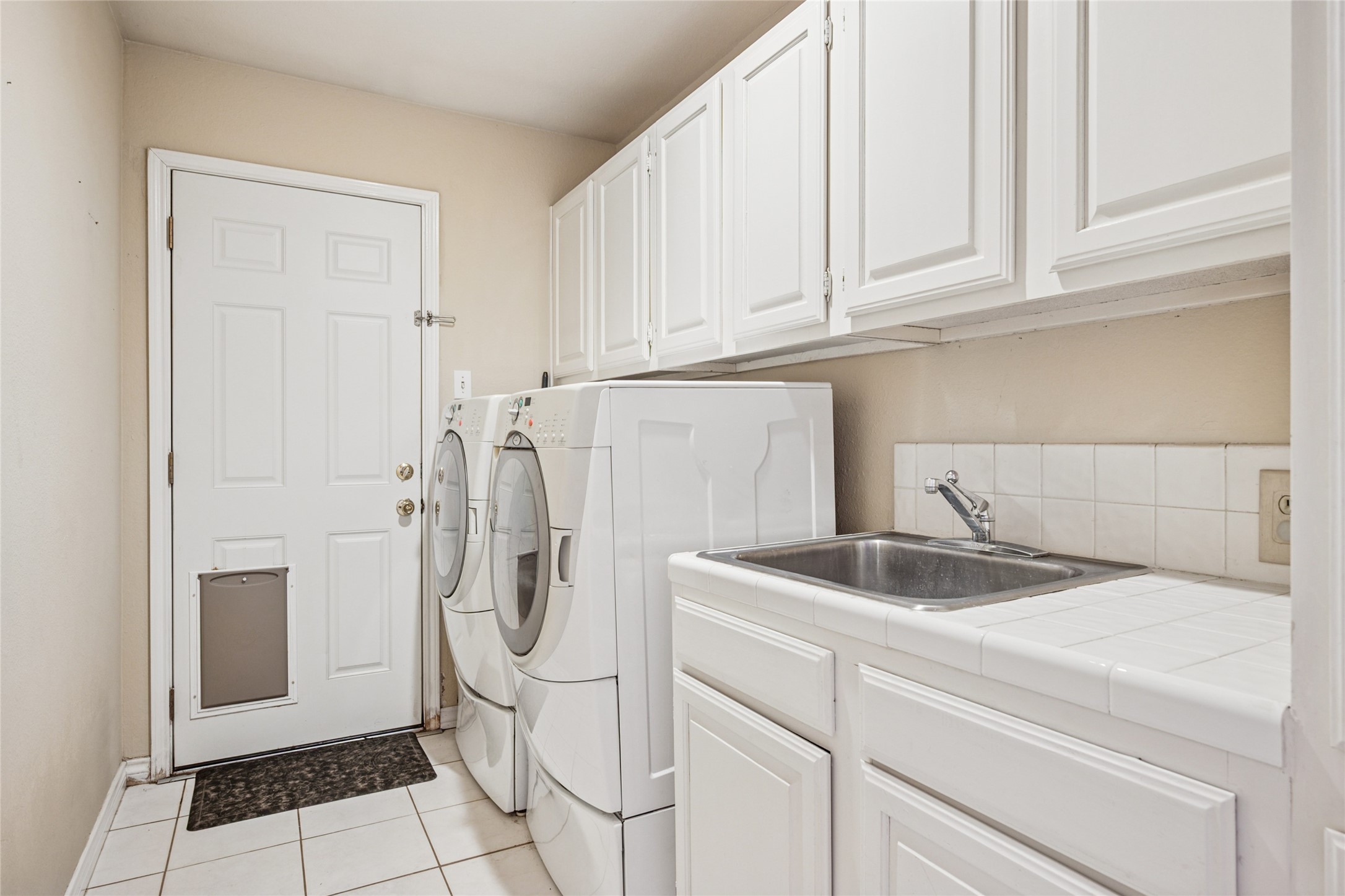 2726 Winding Hollow Lane Arlington TX 76006