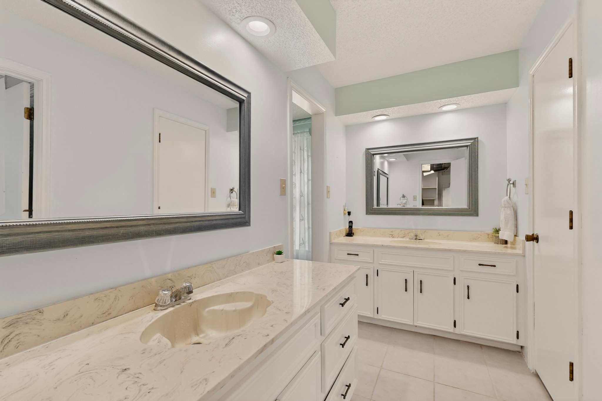 1604 Meadowgate Drive Richardson TX 75081