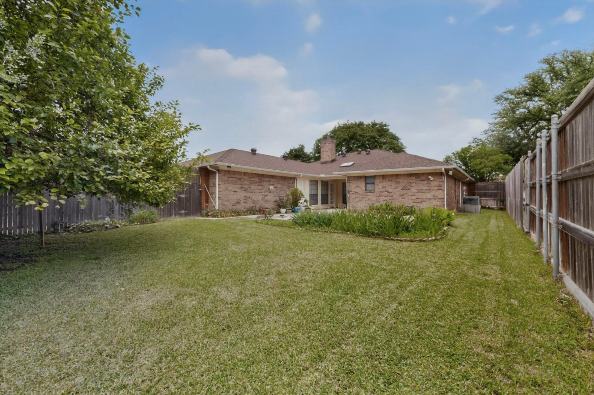 1604 Meadowgate Drive Richardson TX 75081