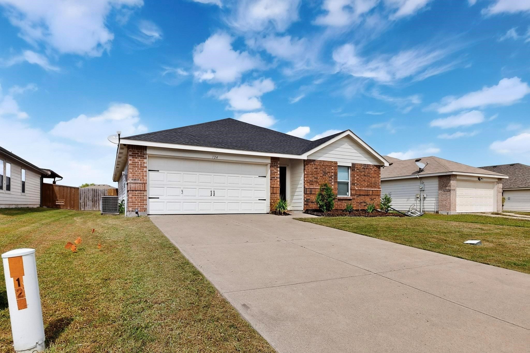124 Sandlewood Drive Terrell TX 75160