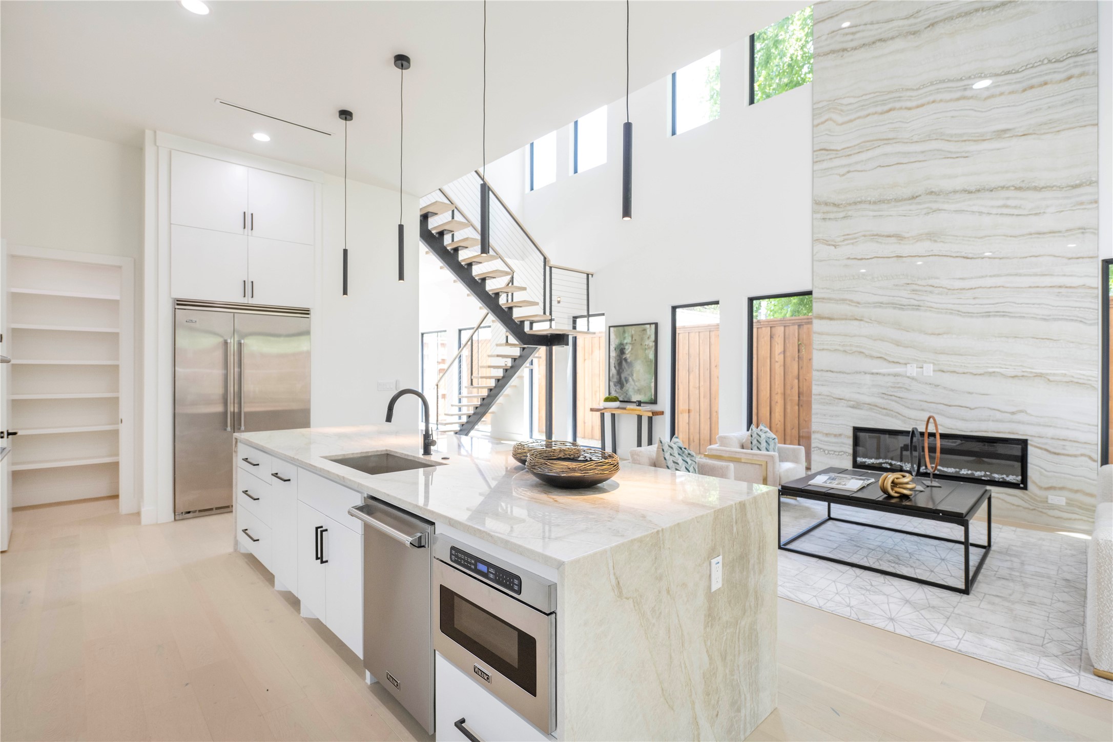 4218 Bonham Street Dallas TX 75229