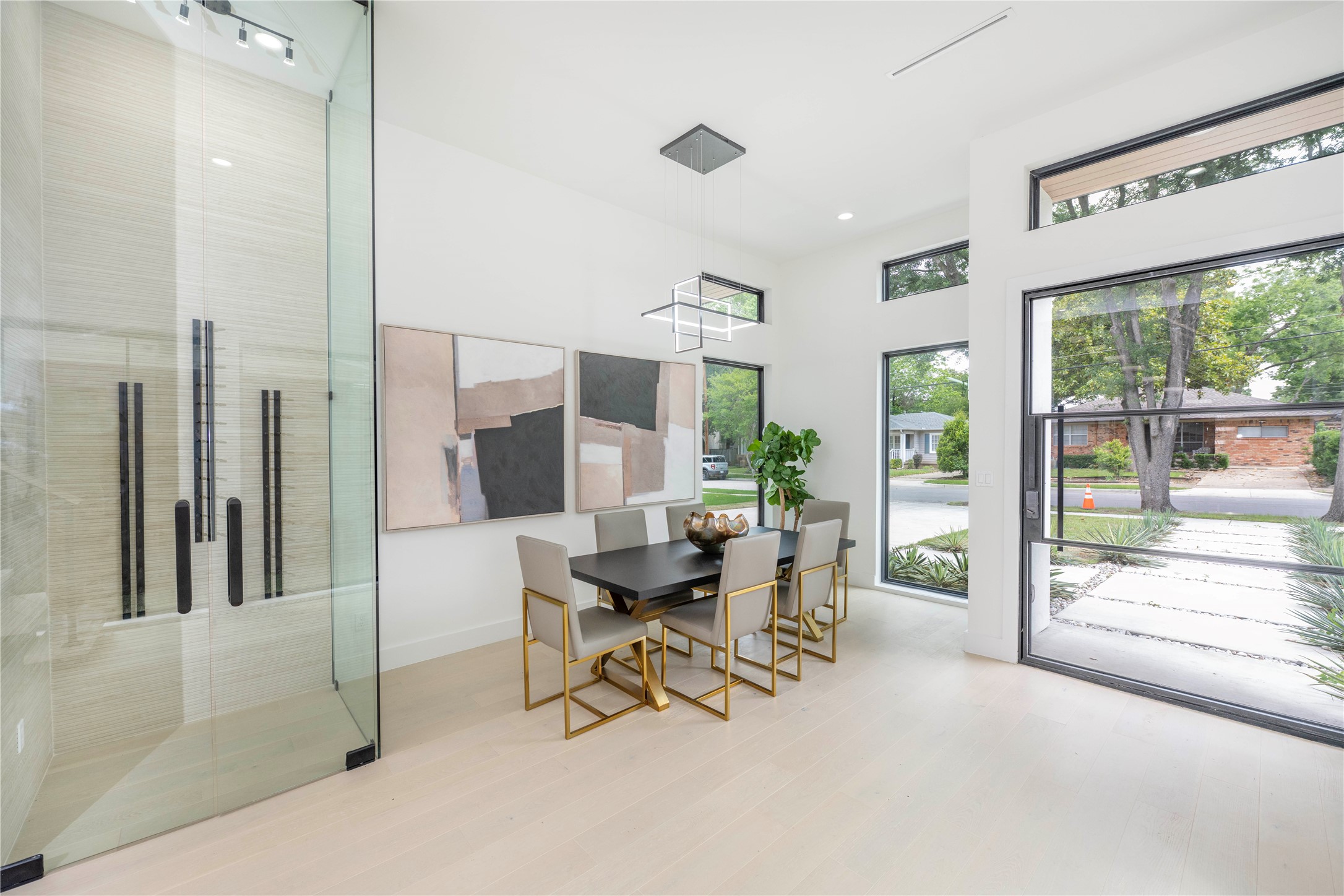 4218 Bonham Street Dallas TX 75229