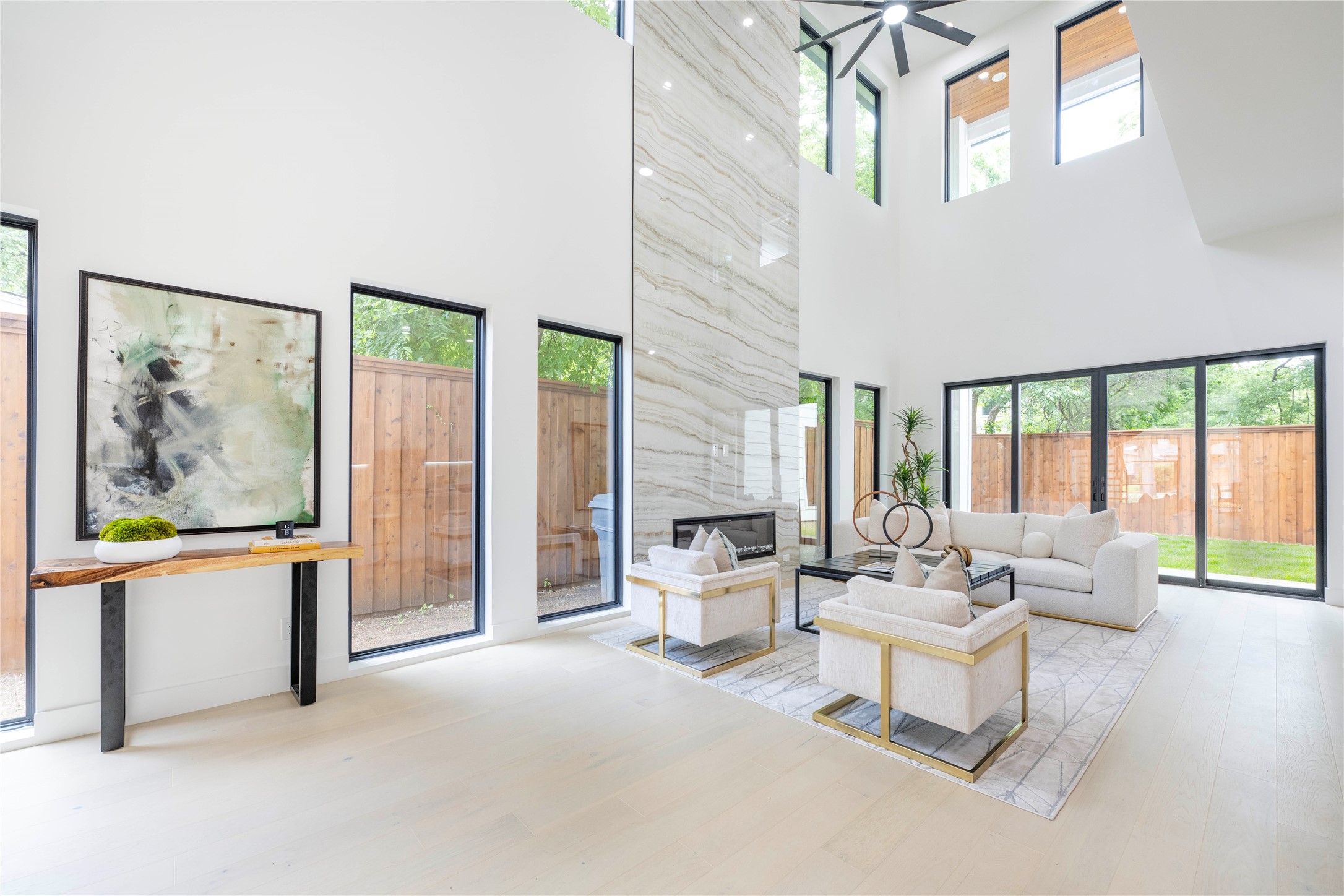 4218 Bonham Street Dallas TX 75229
