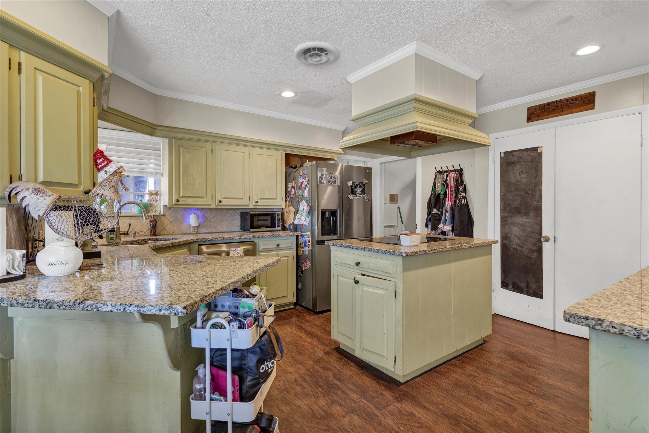 706 E Criner Street Grandview TX 76050