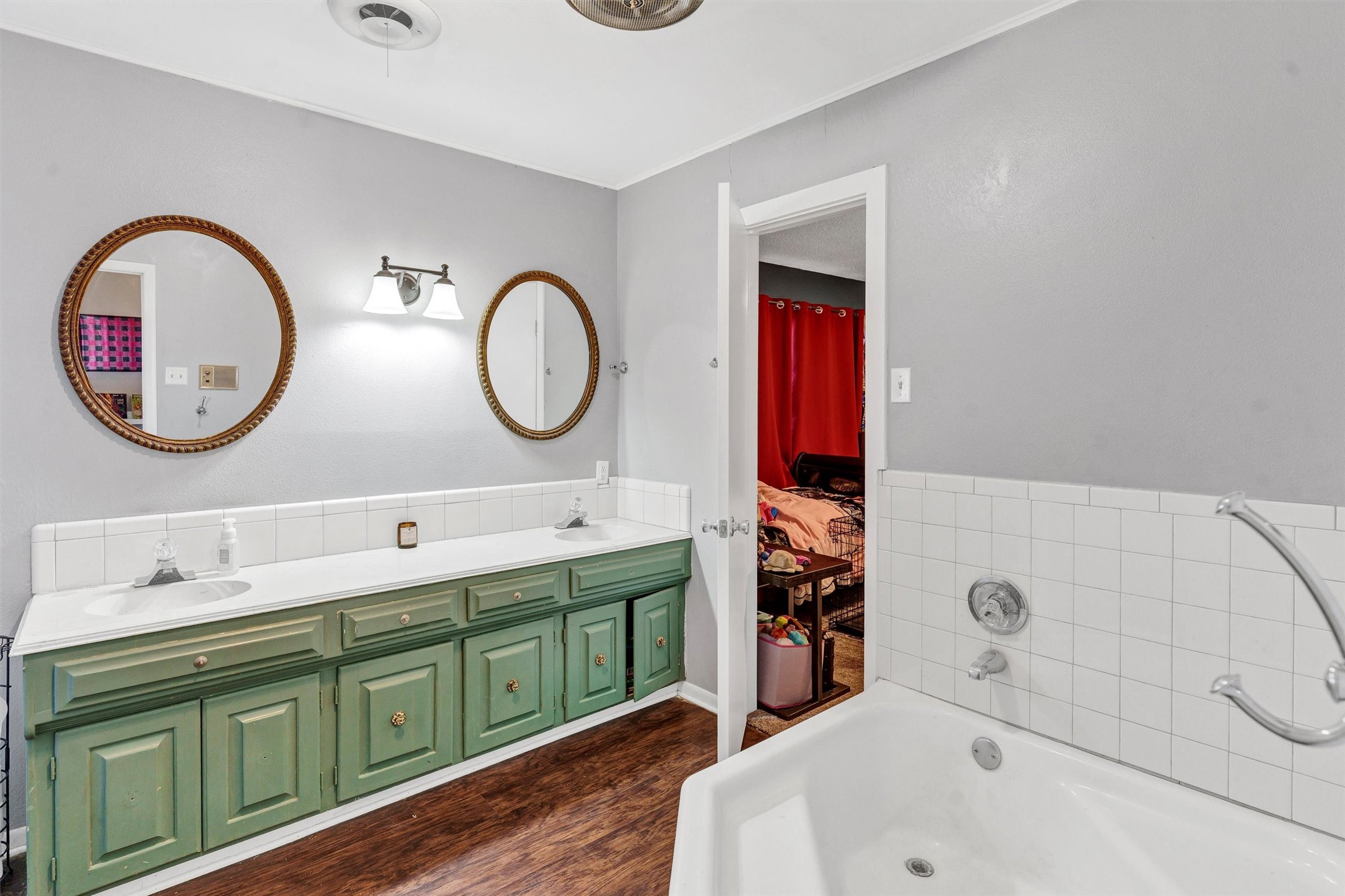 706 E Criner Street Grandview TX 76050
