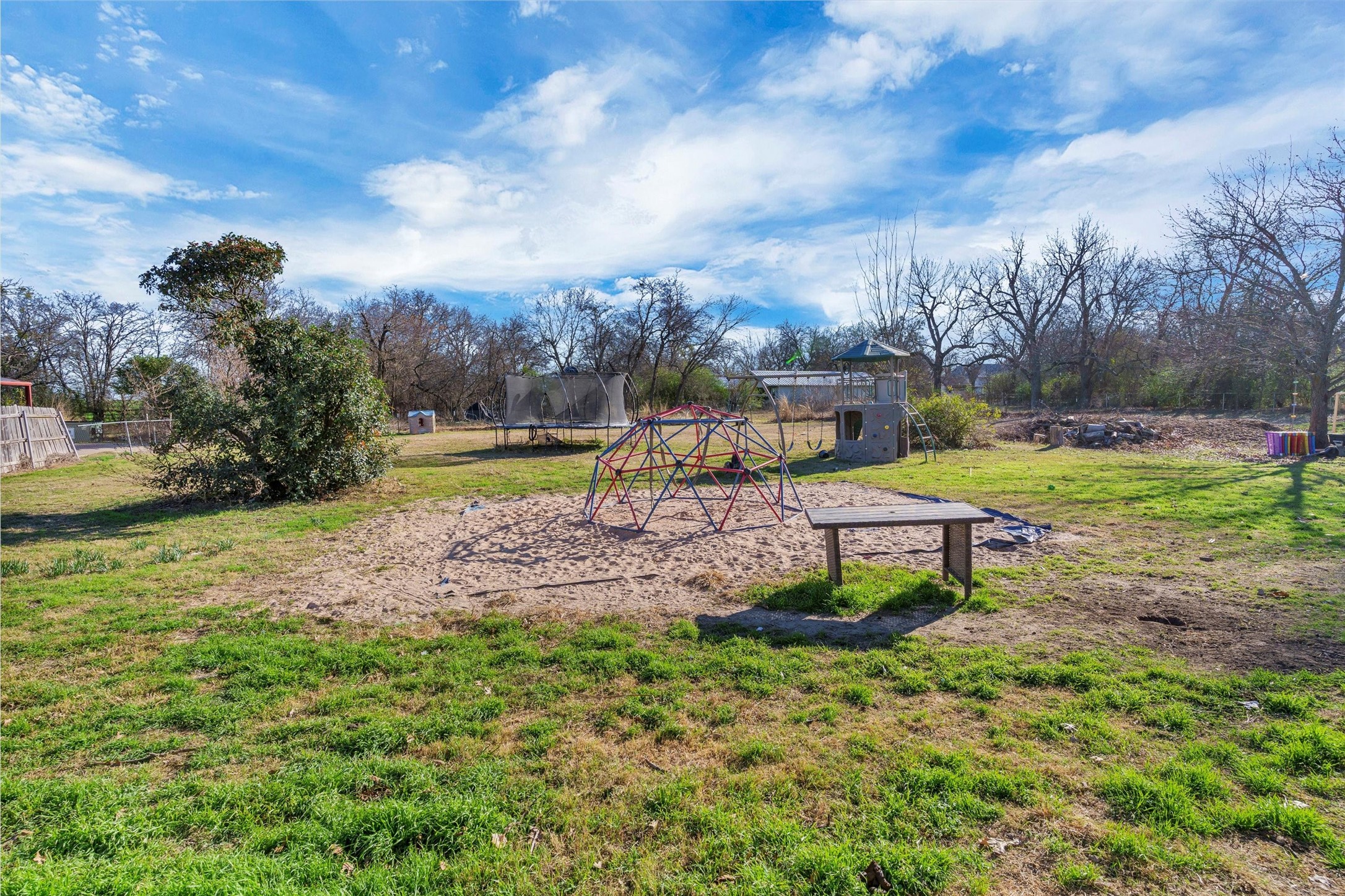 706 E Criner Street Grandview TX 76050