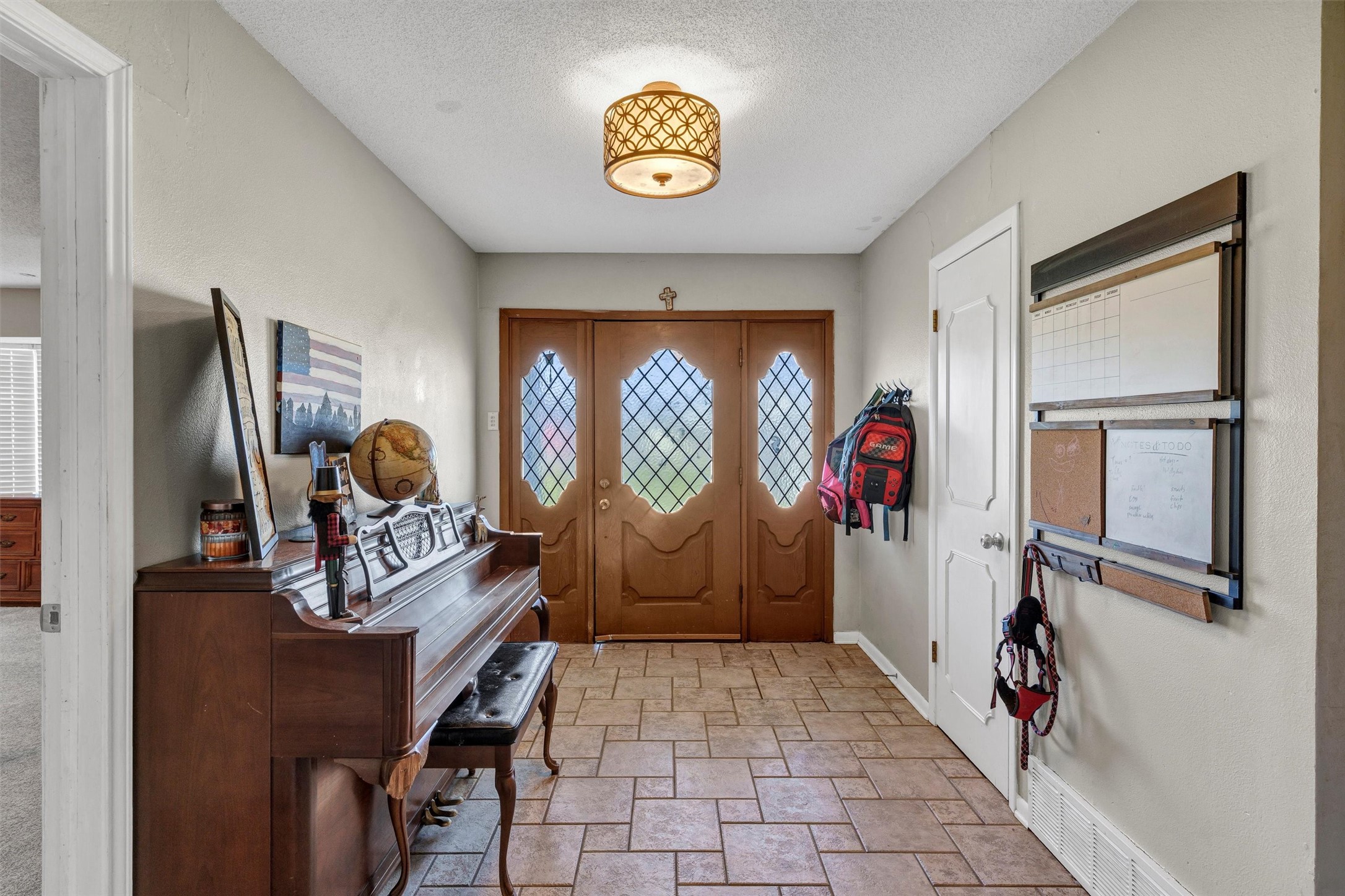 706 E Criner Street Grandview TX 76050