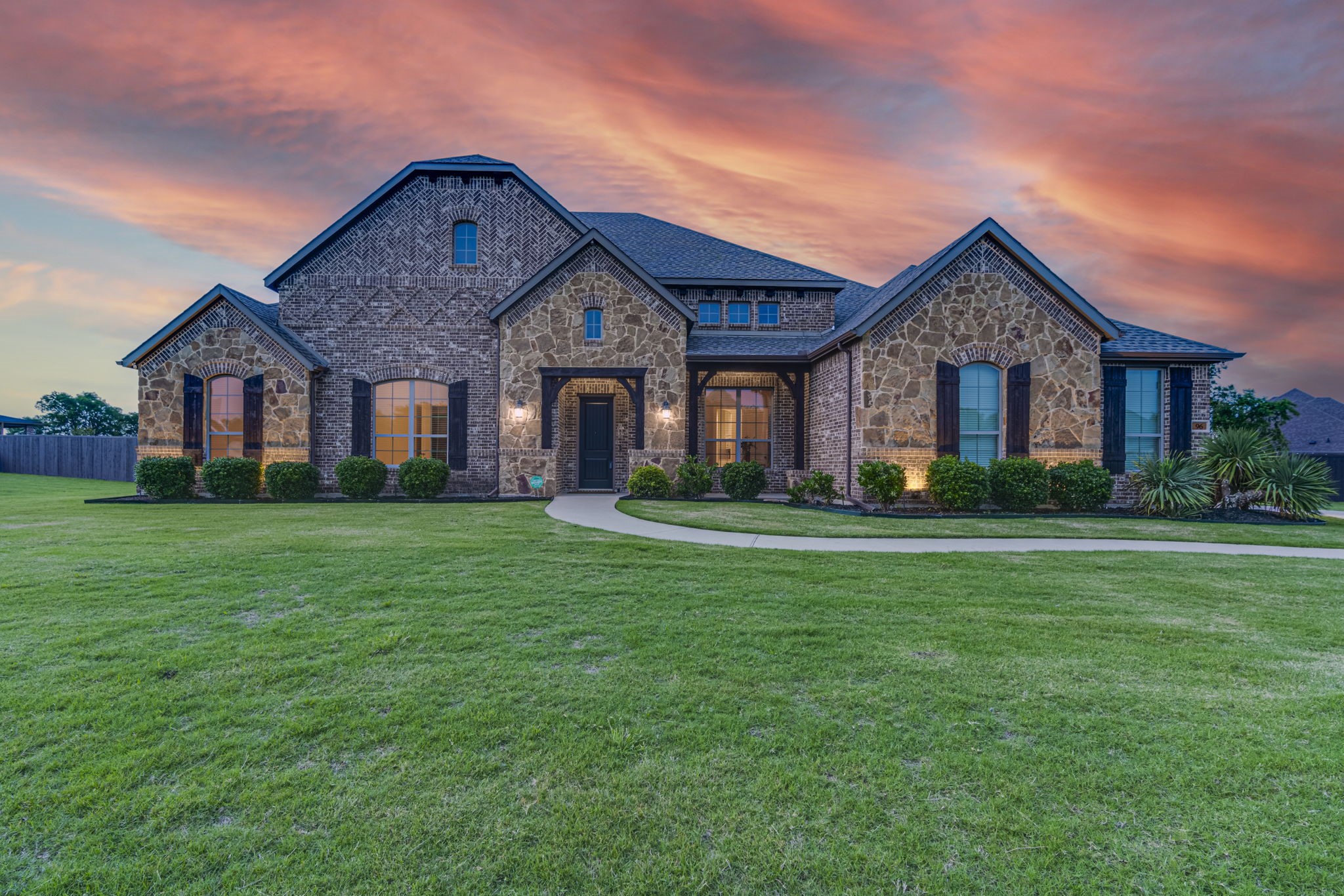 96 Willowbrook Drive Waxahachie TX 75165